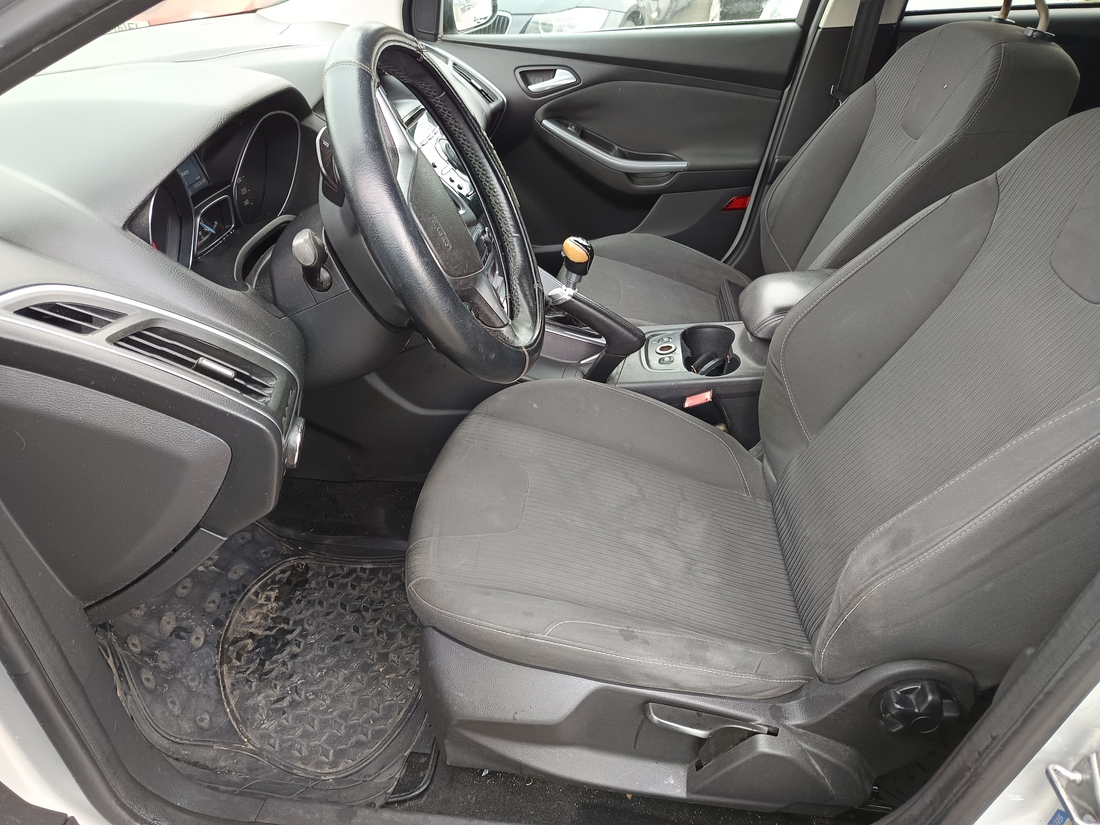 Ford Focus · Ano 2012 — imagem 36