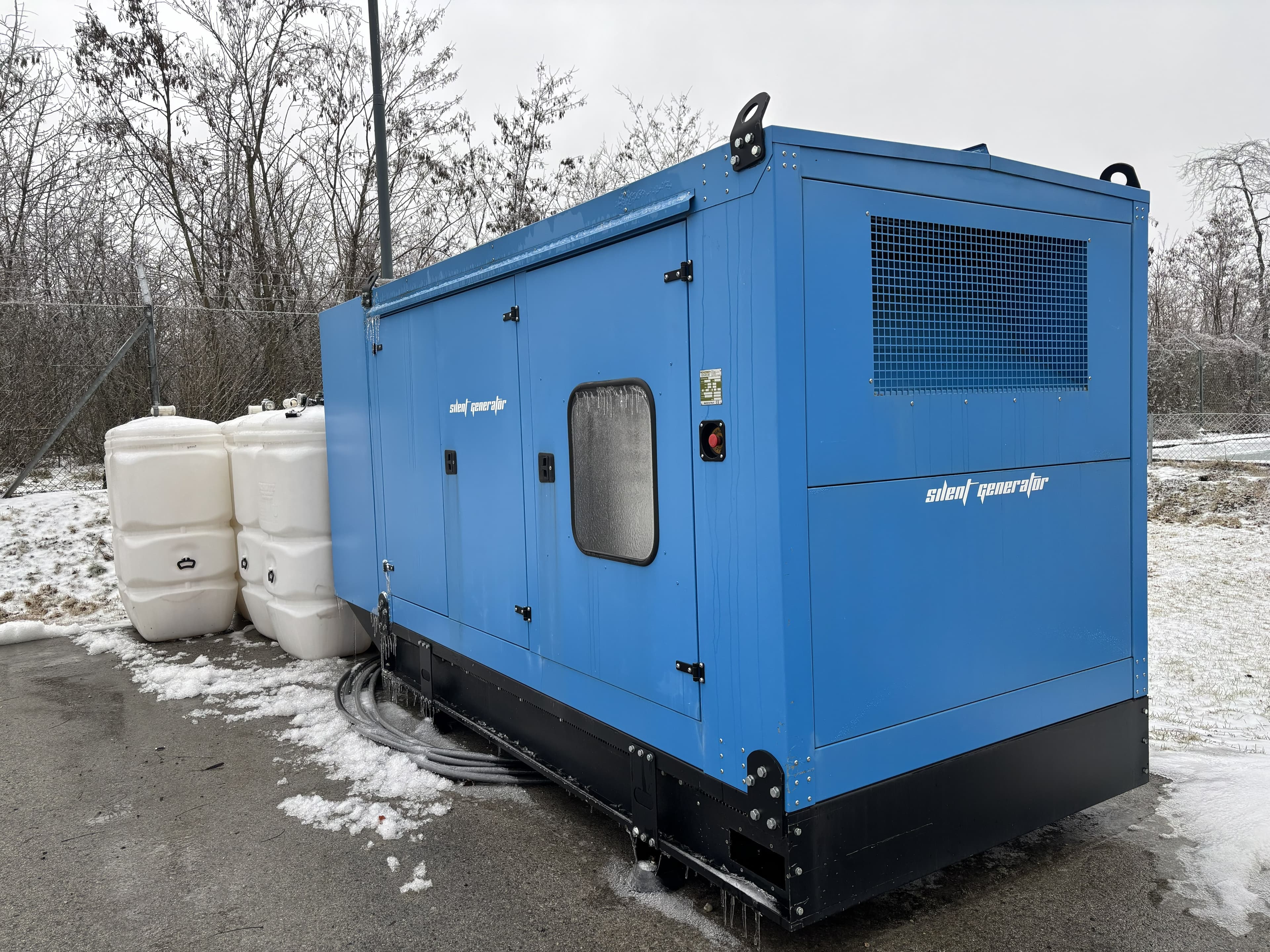 DIESEL GENERATOR SET 400 KVA AND 8 × 1000L FUEL TANKS — image 6