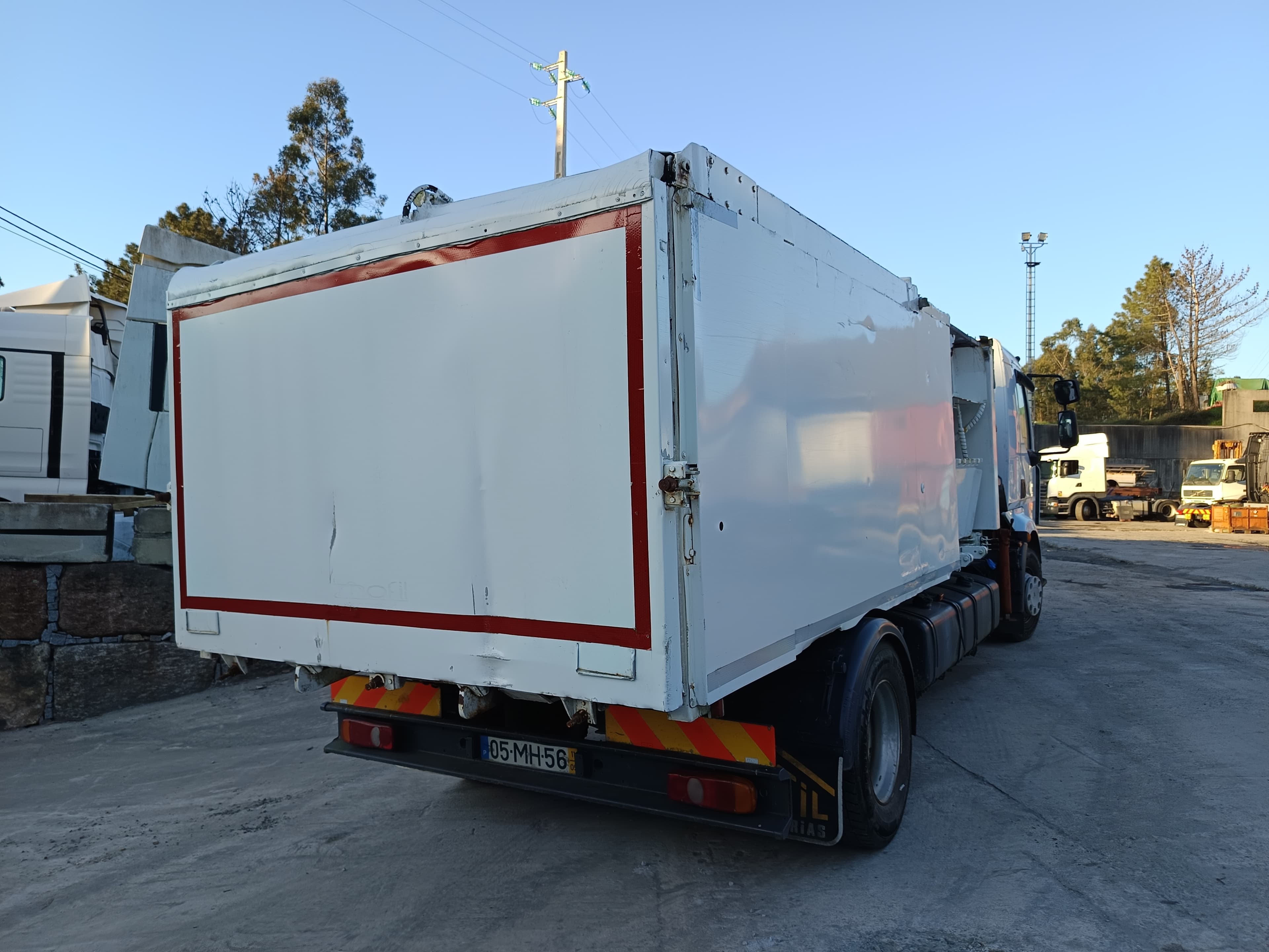 Renault 270 · Ano 2011 — imagem 6