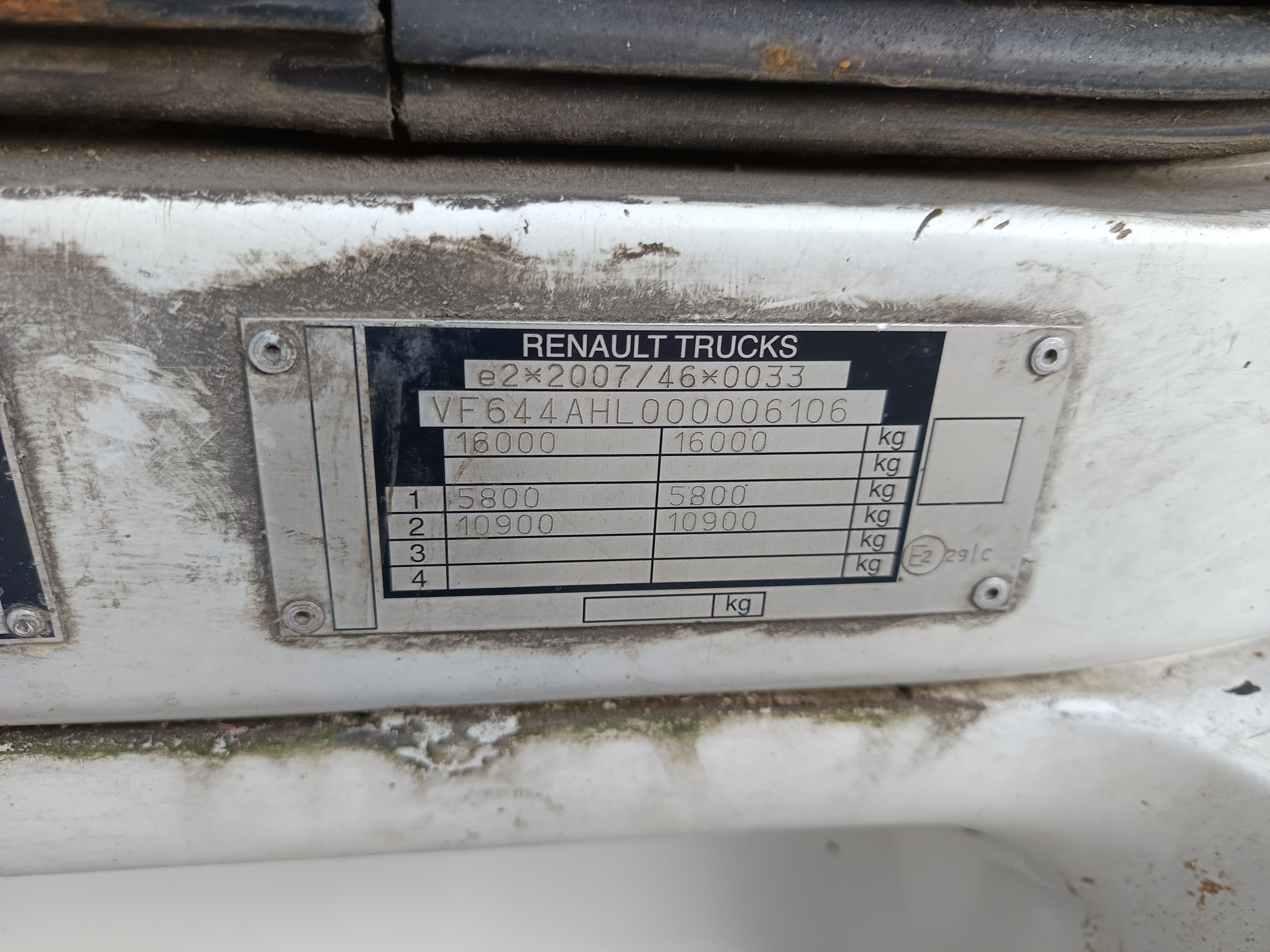 Renault 270 · Ano 2011 — image 22