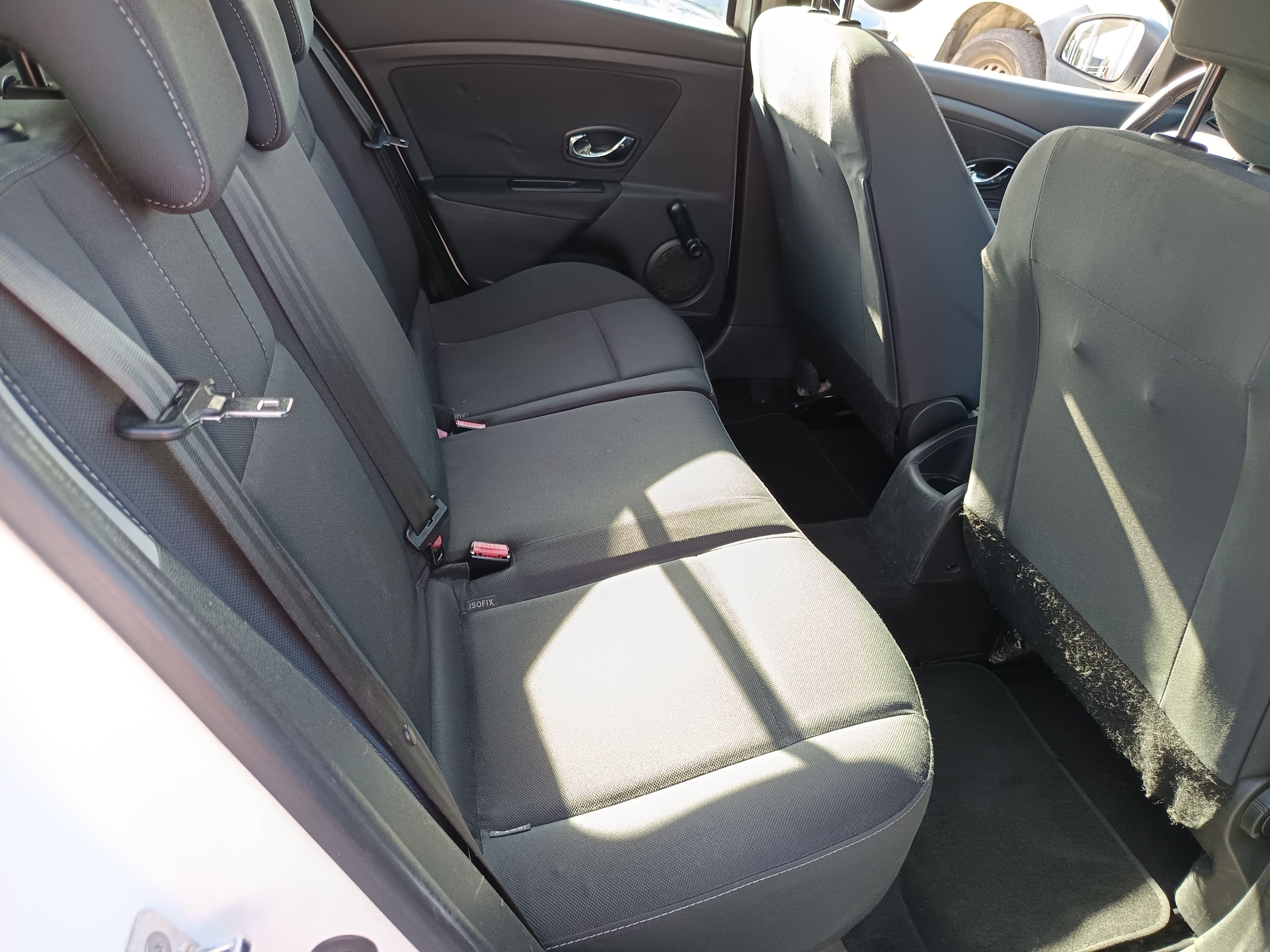 Renault Mégane · Ano 2013 — imagem 23