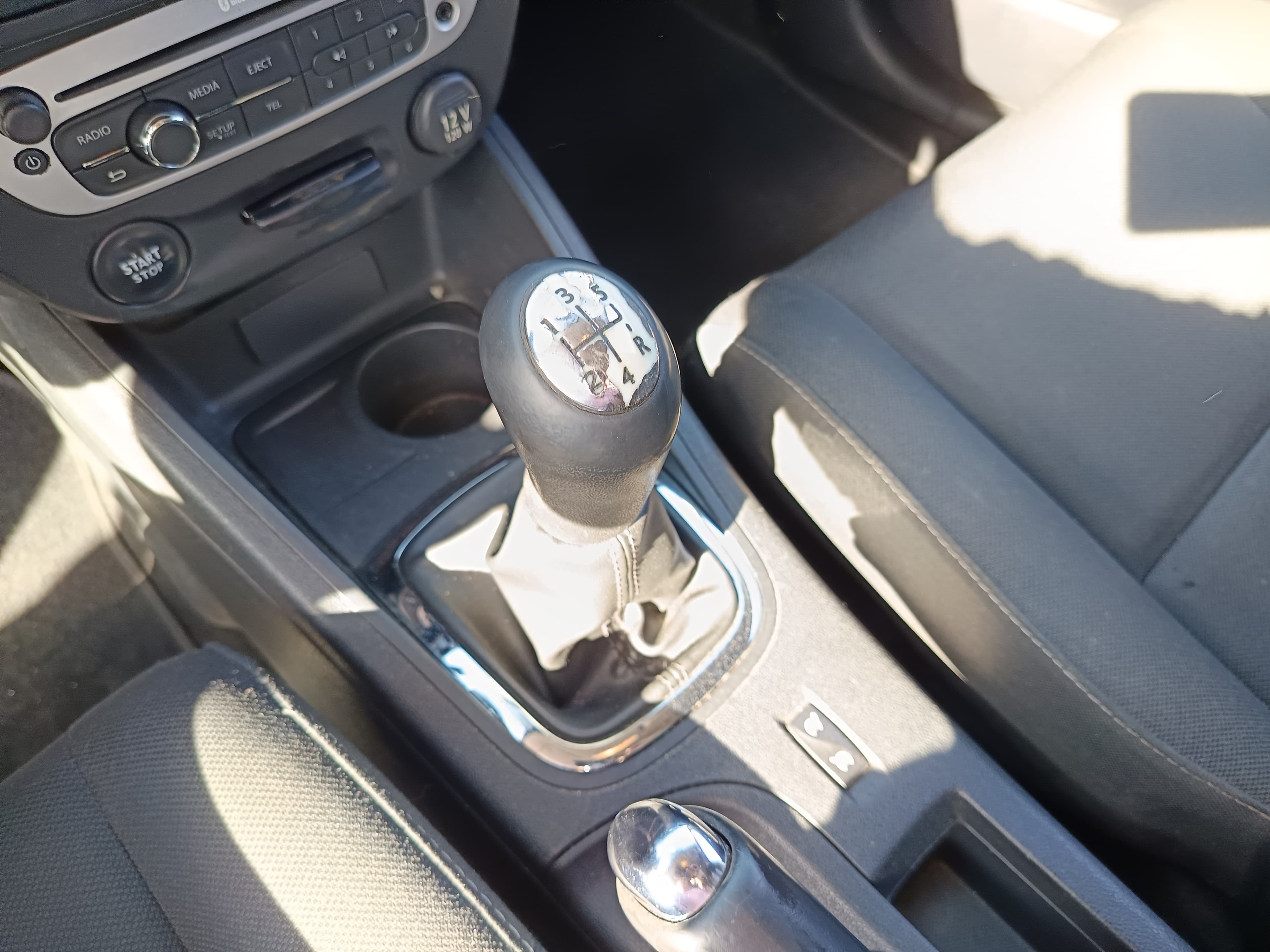 Renault Mégane · Ano 2013 — imagem 37