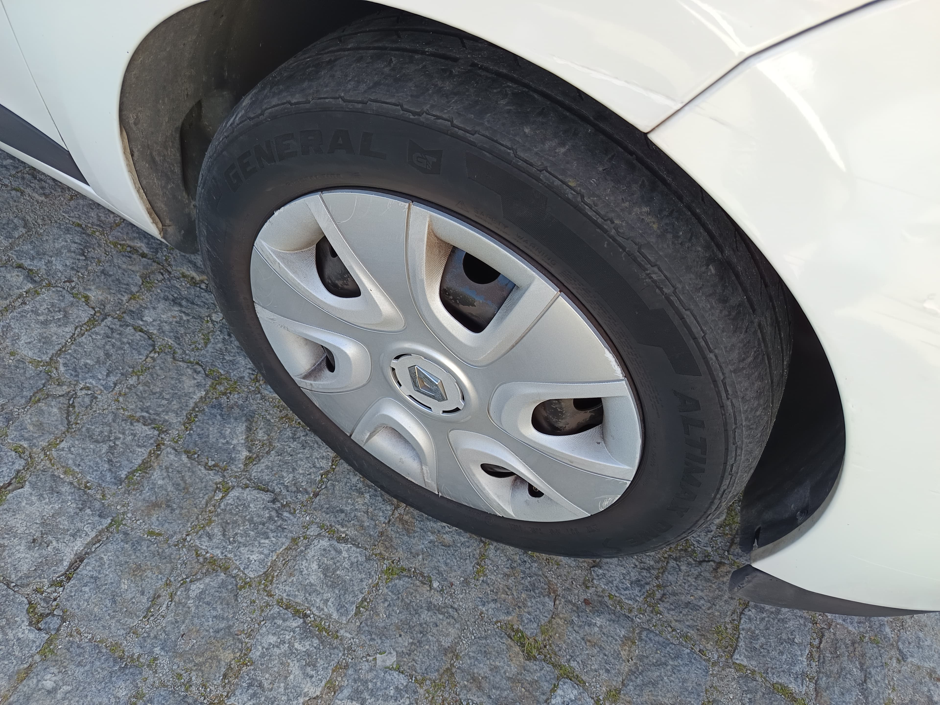 Renault Mégane · Ano 2013 — imagem 8