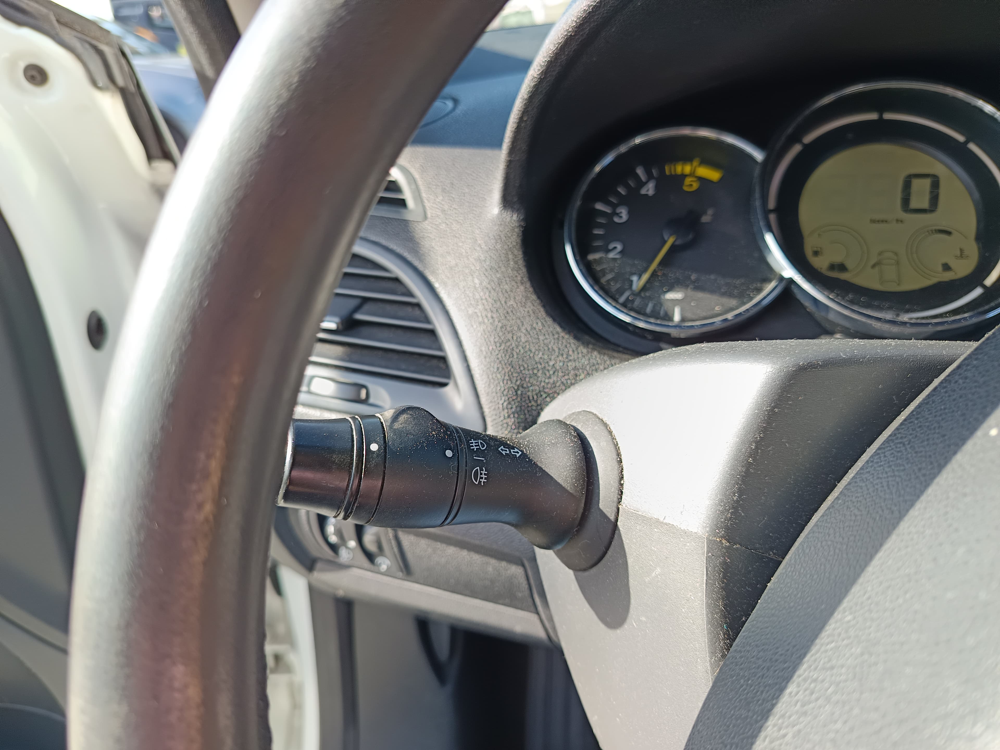 Renault Mégane · Ano 2013 — imagem 41