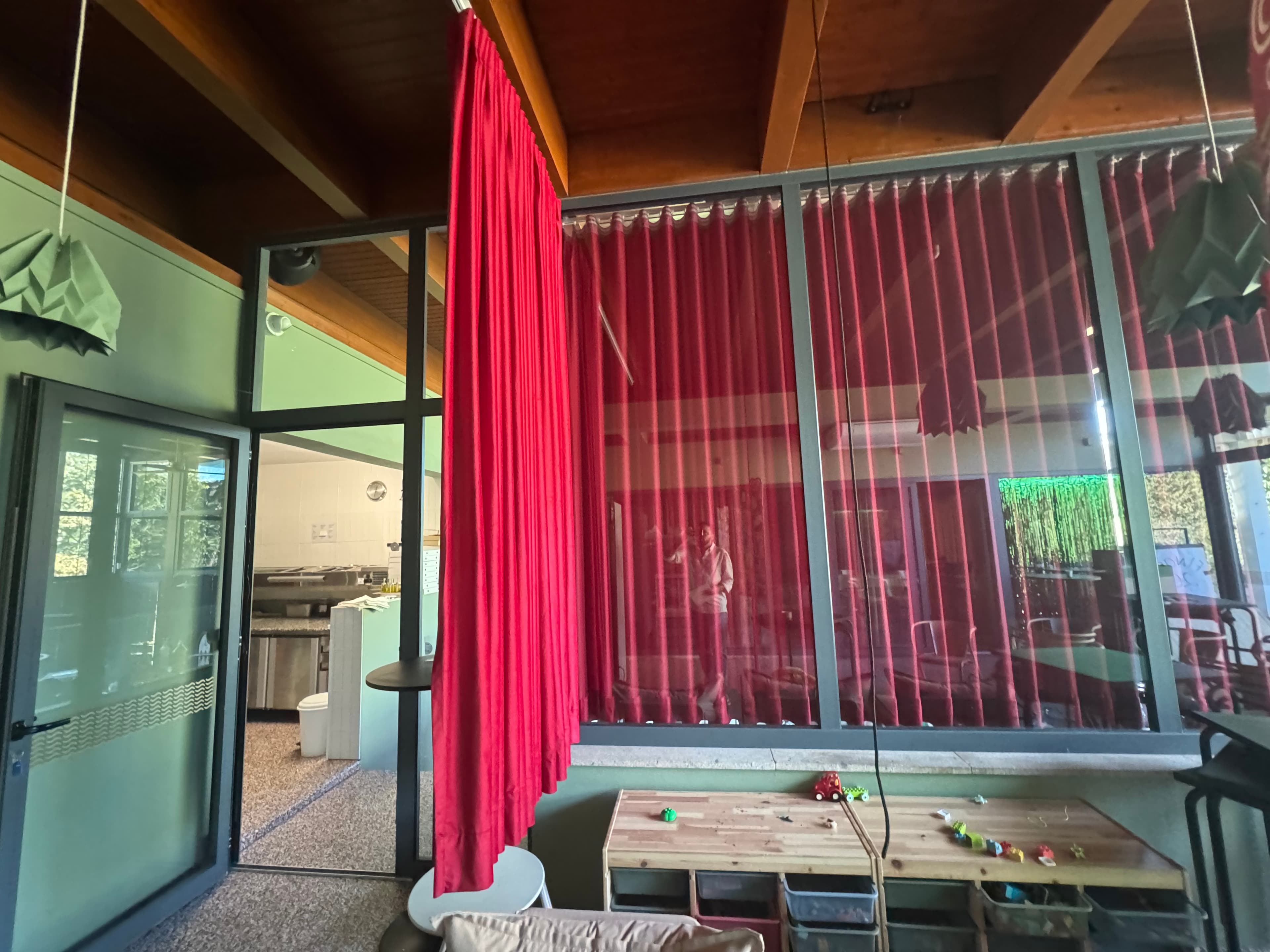 Furniture and Decoration — image 7