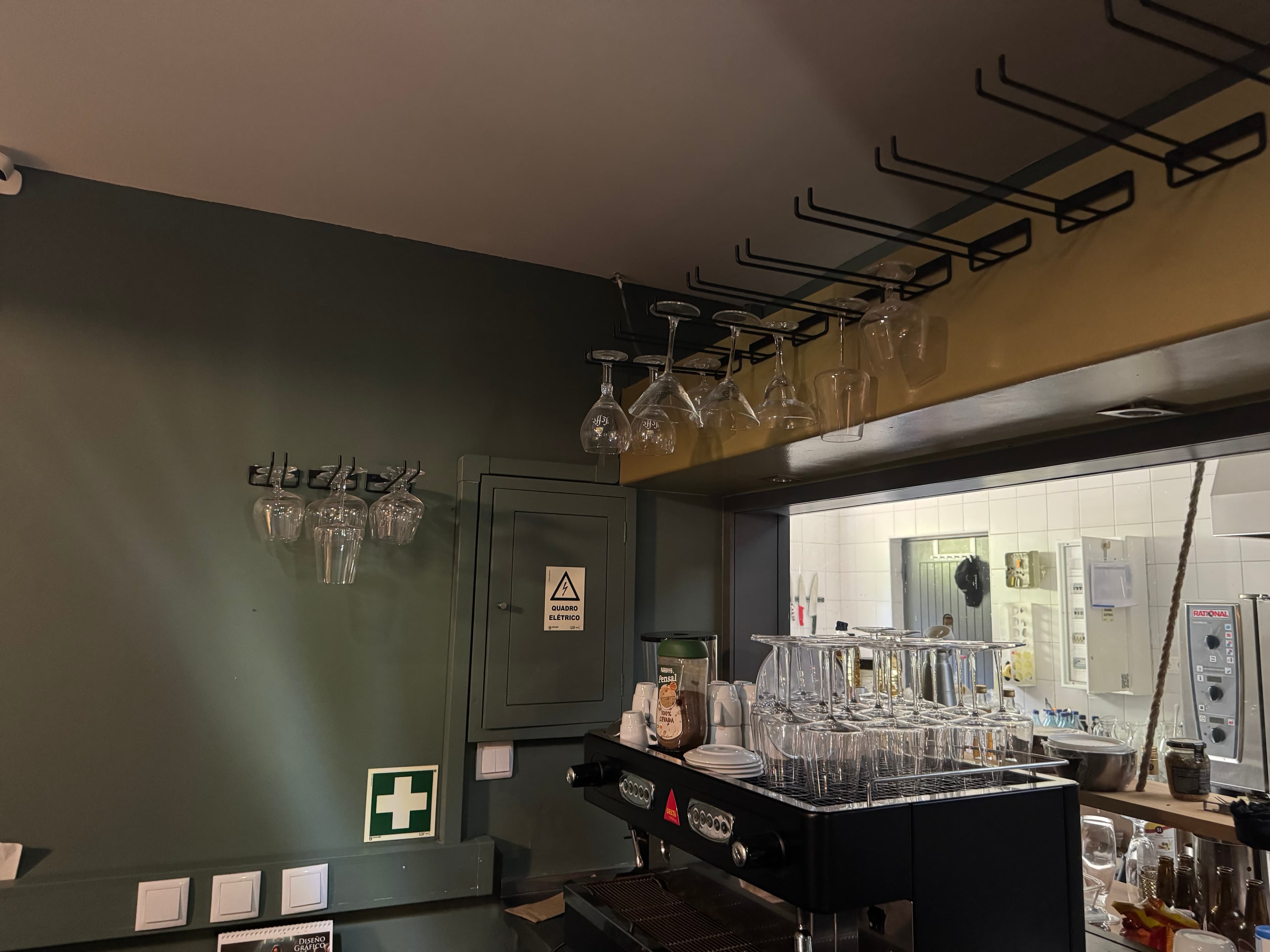 Equipamentos · Tecnologia — image 5