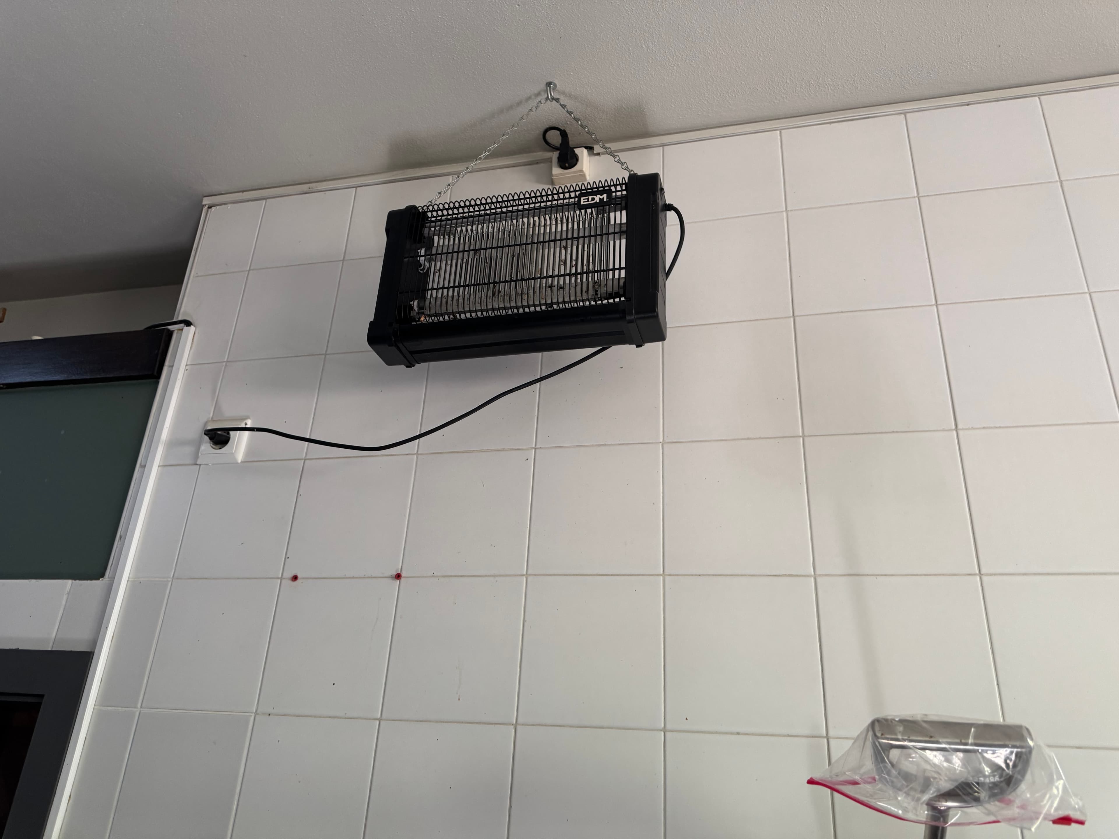 Equipamentos e Mobiliário de Cozinha — imagem 13