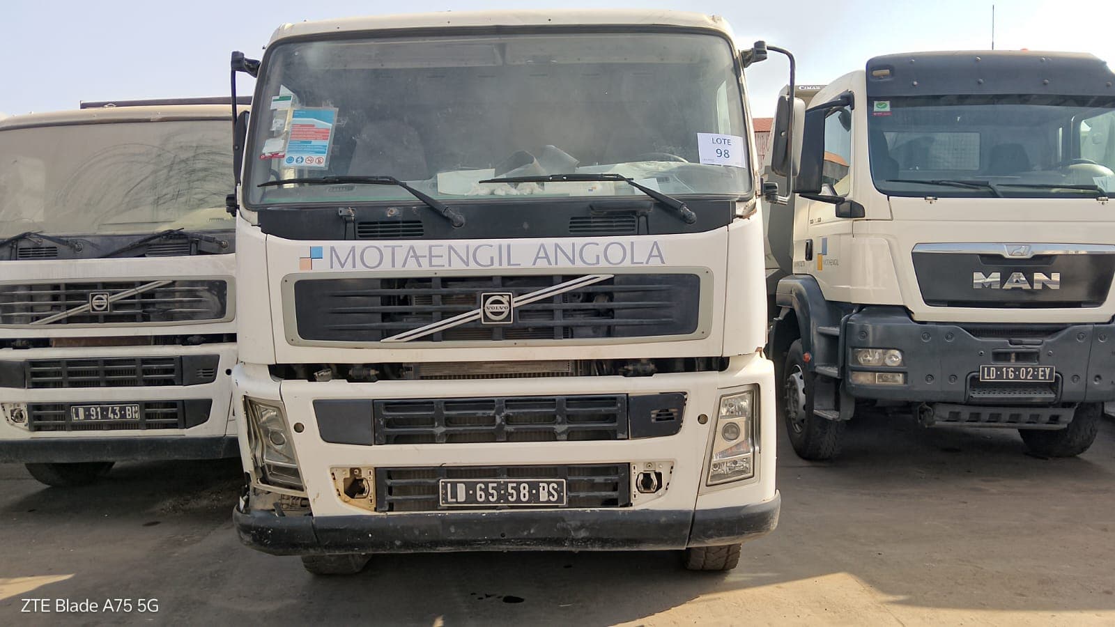 Auto-Tanque de Água 15 M3  VOLVO  FM 13-400 6x4 — imagem 2