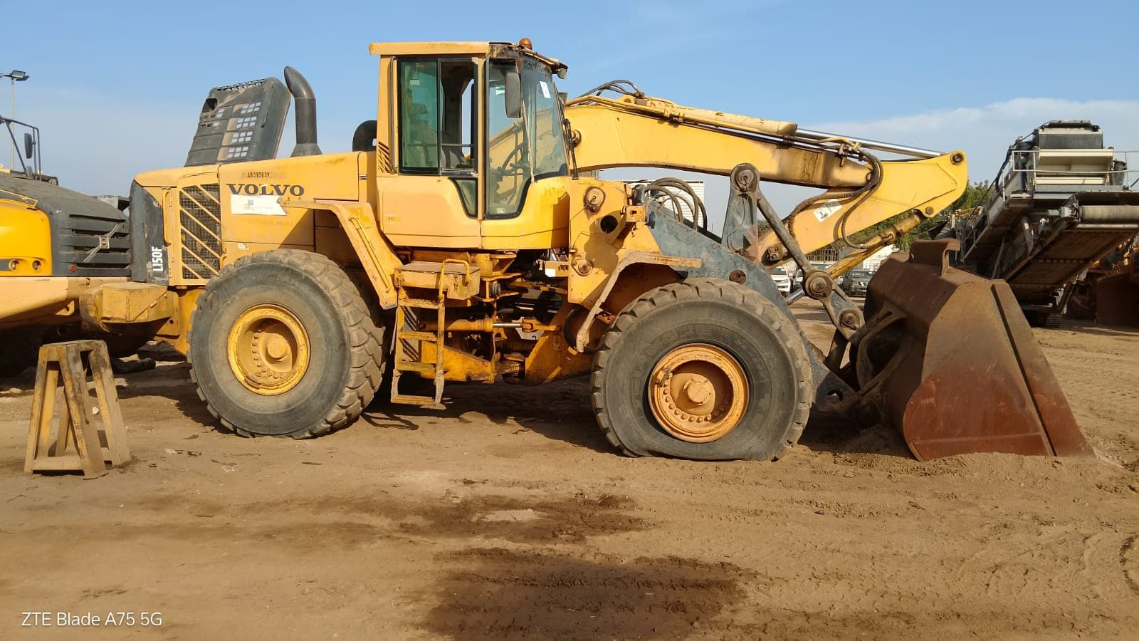 Pá Carregadora de Pneus 25 T  VOLVO L150 F — imagem 3