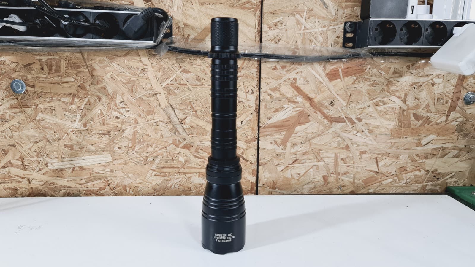 LED Flashlight — image 1