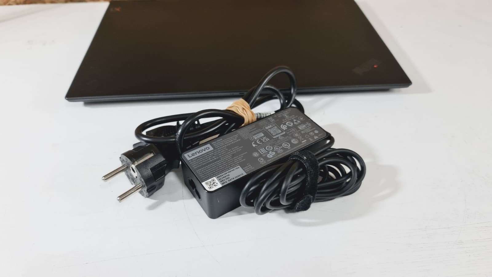 Portátil Lenovo ThinkPad X1 Yoga — imagem 10