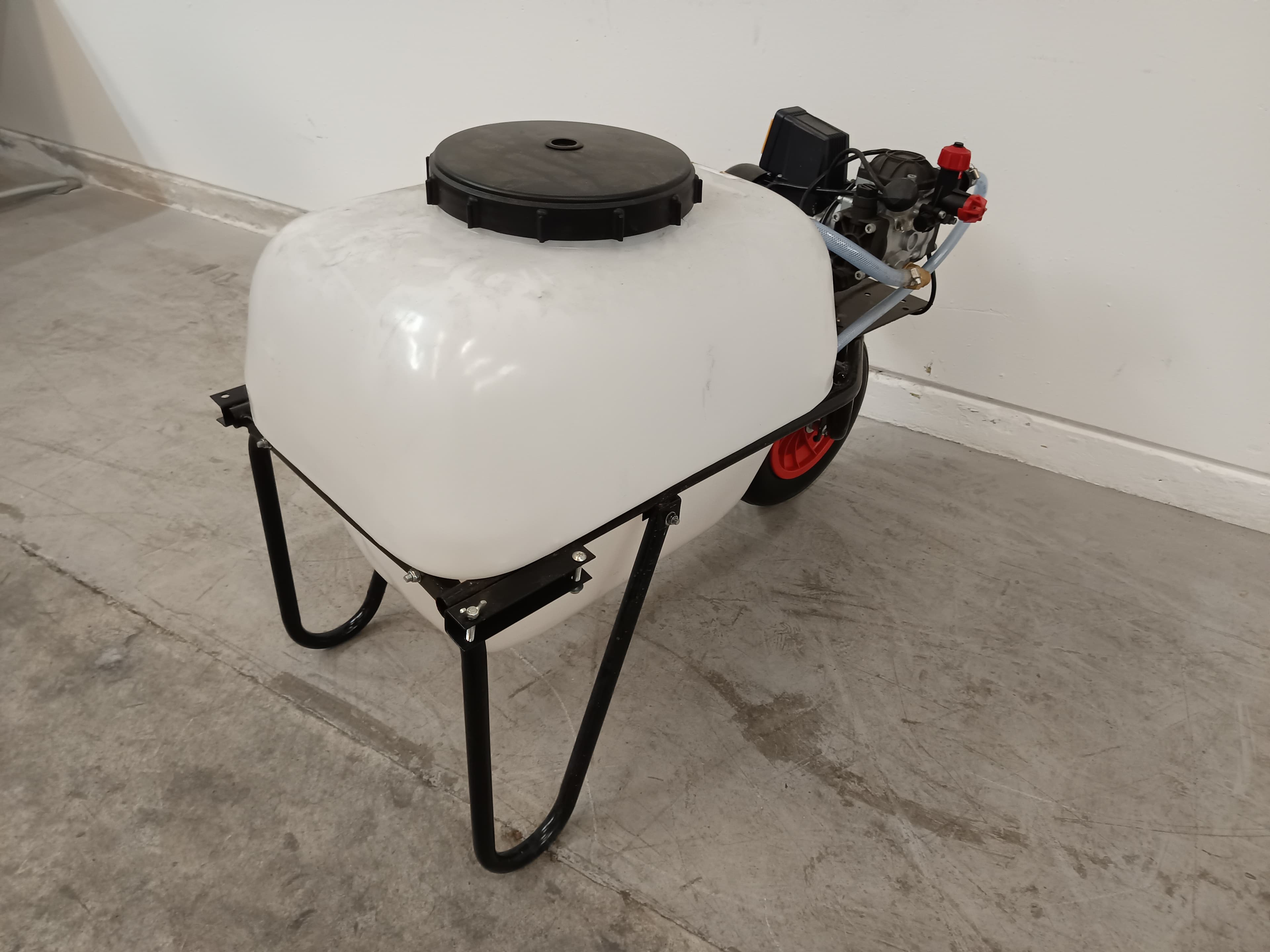 Carrinho Pulverizador Basic — imagem 2