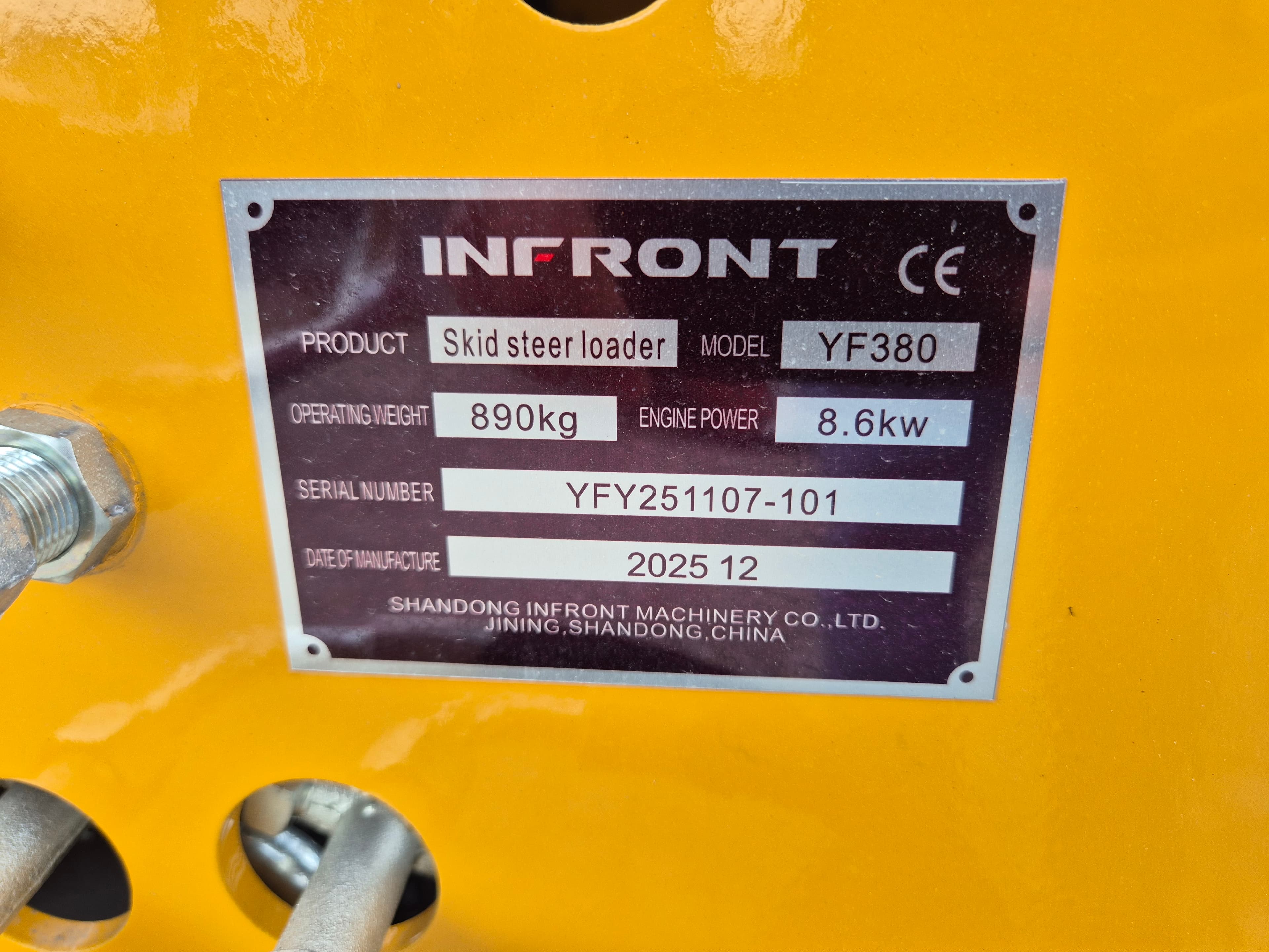 Mini Giratória Infront YF380 · Ano 2025 — imagem 22