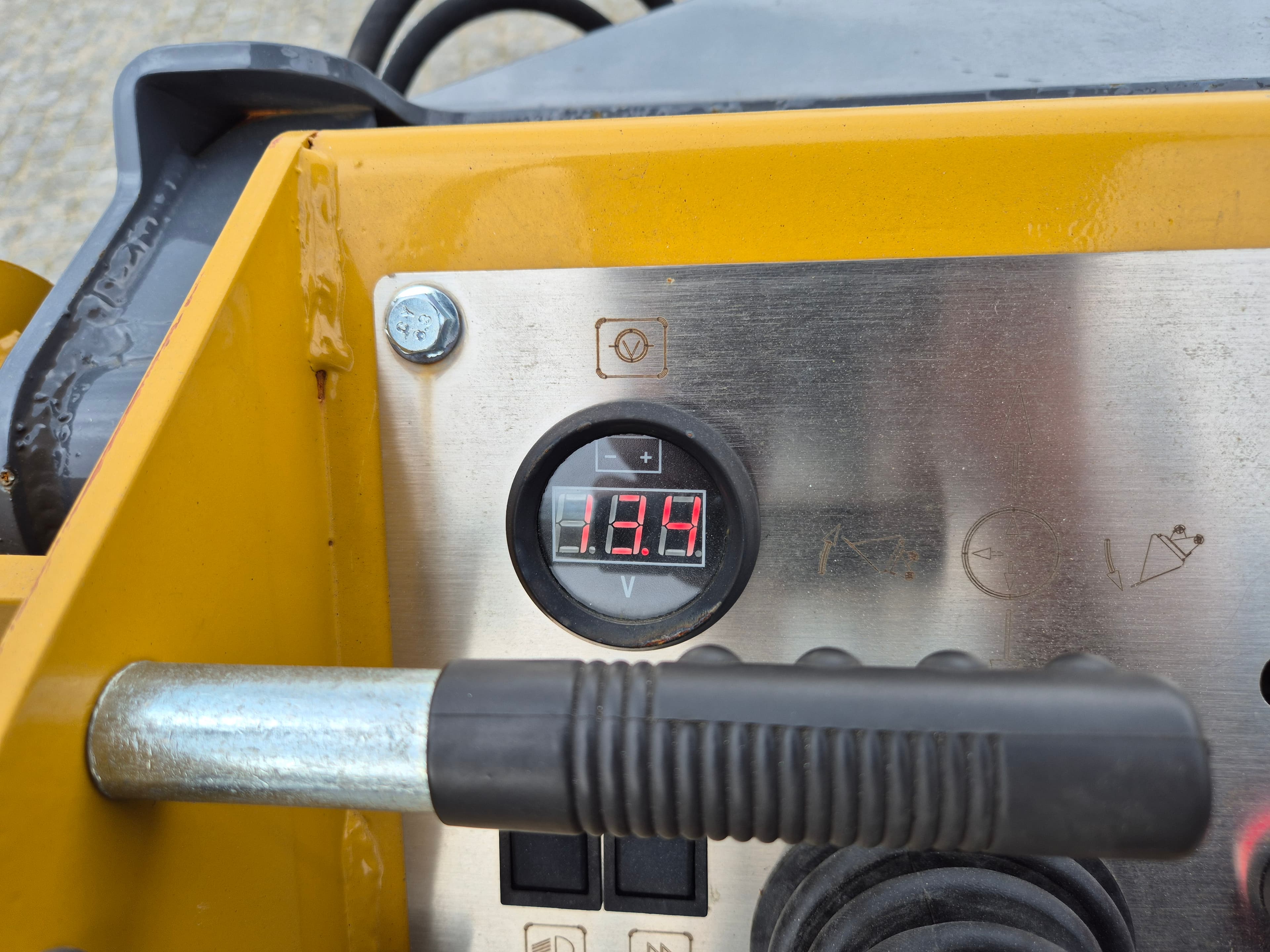 Mini Giratória Machpro MP-S805 · Ano 2025 — imagem 20