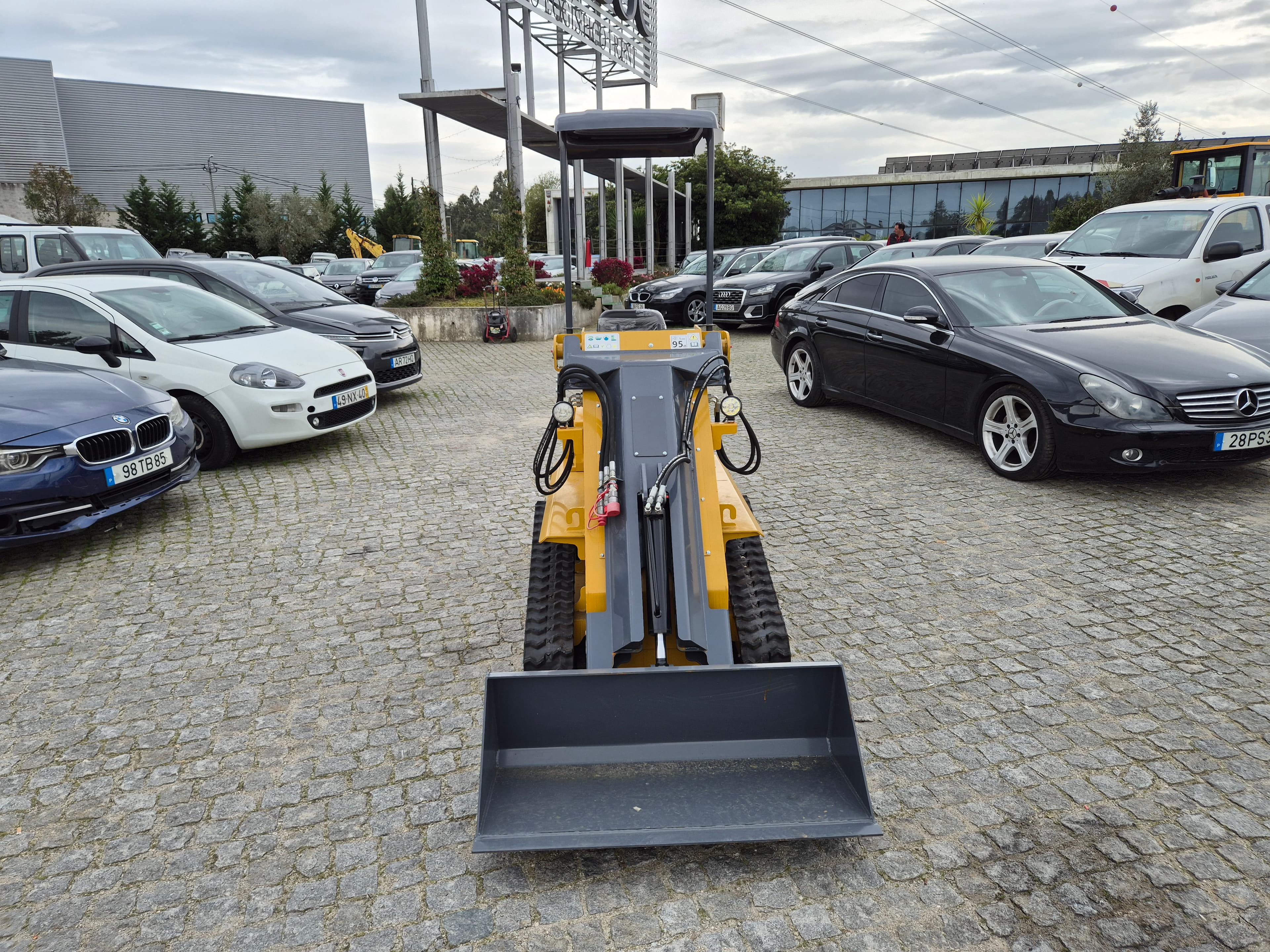 Mini Giratória Machpro MP-S805 · Ano 2025 — imagem 4