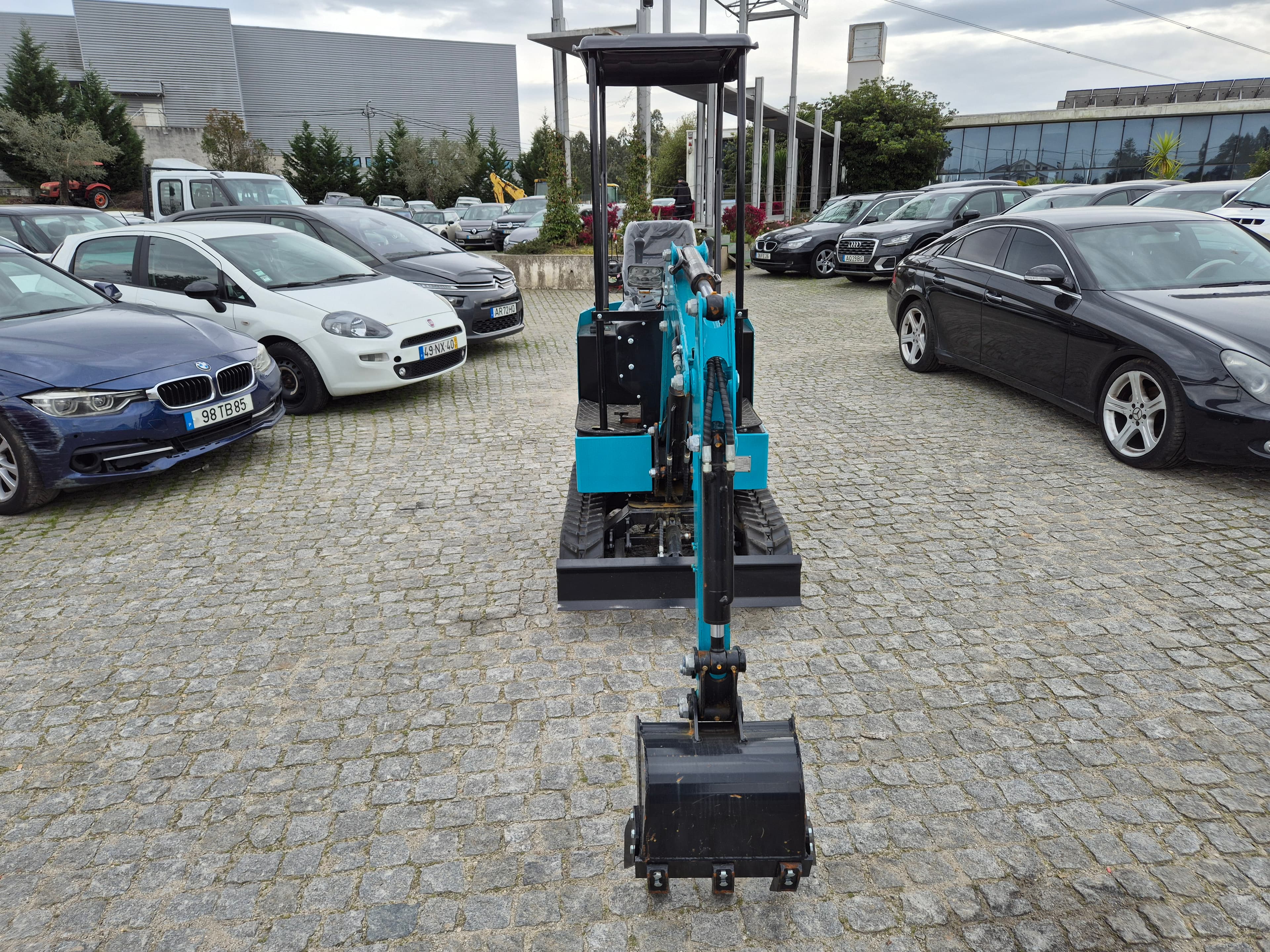 Mini Giratória JPC KV12 · Ano 2025 — imagem 2