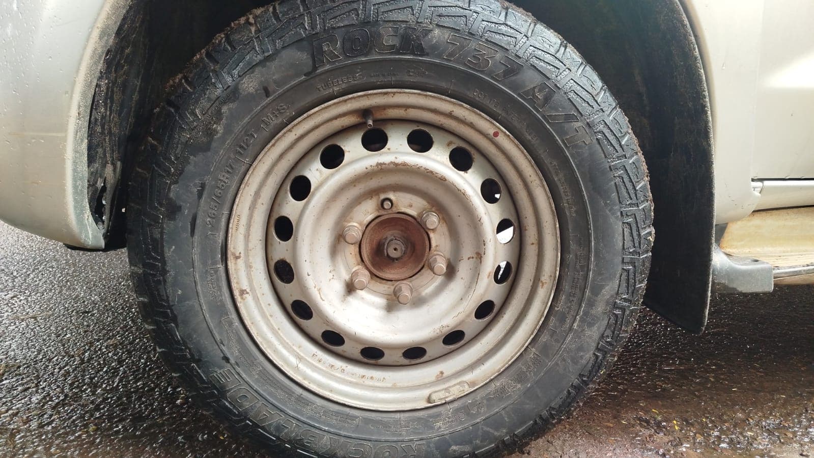 Toyota/Hilux D4D_ 3,10m - 2011 — imagem 6