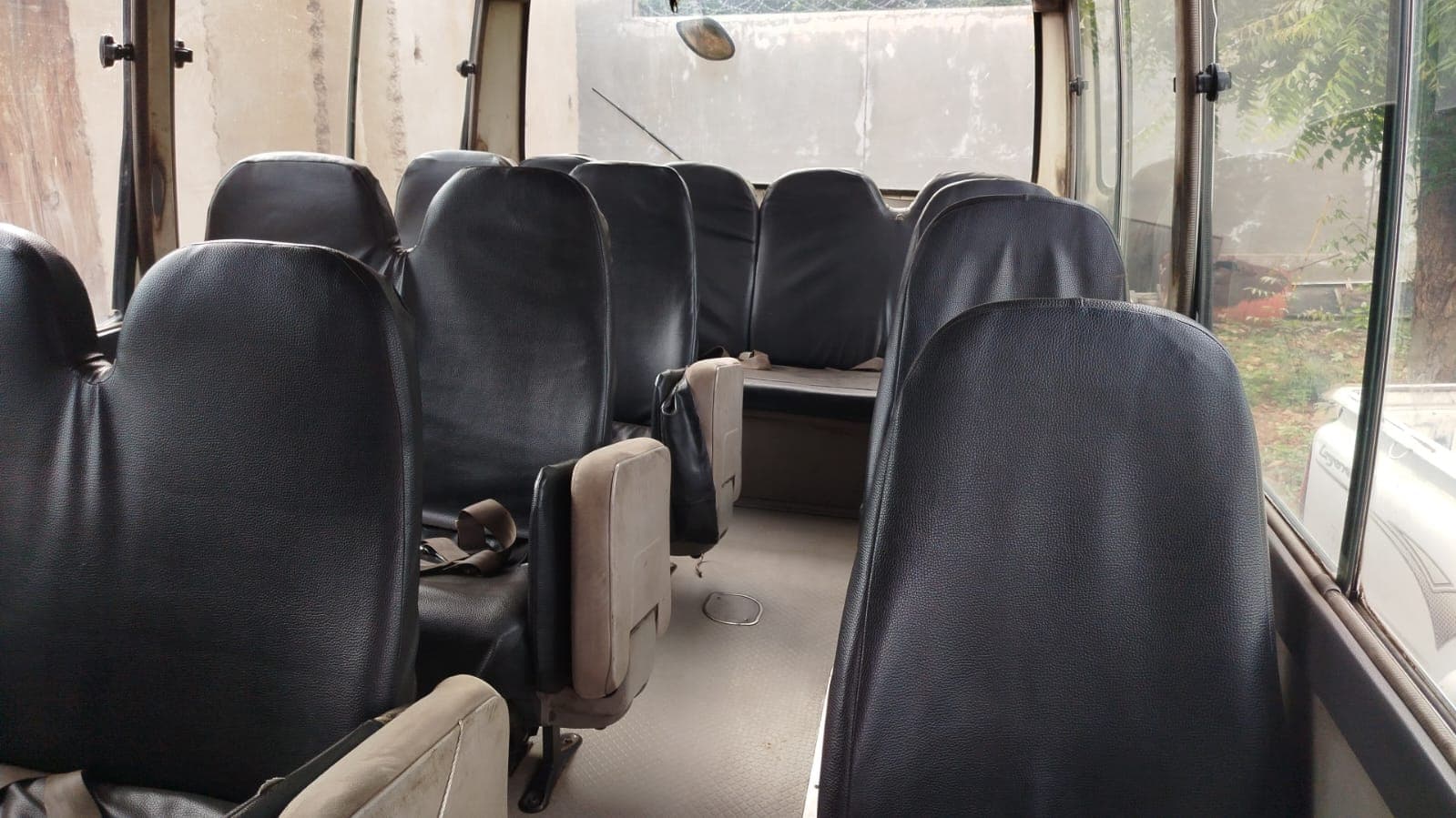 Toyota/Coaster - 2001 — image 11