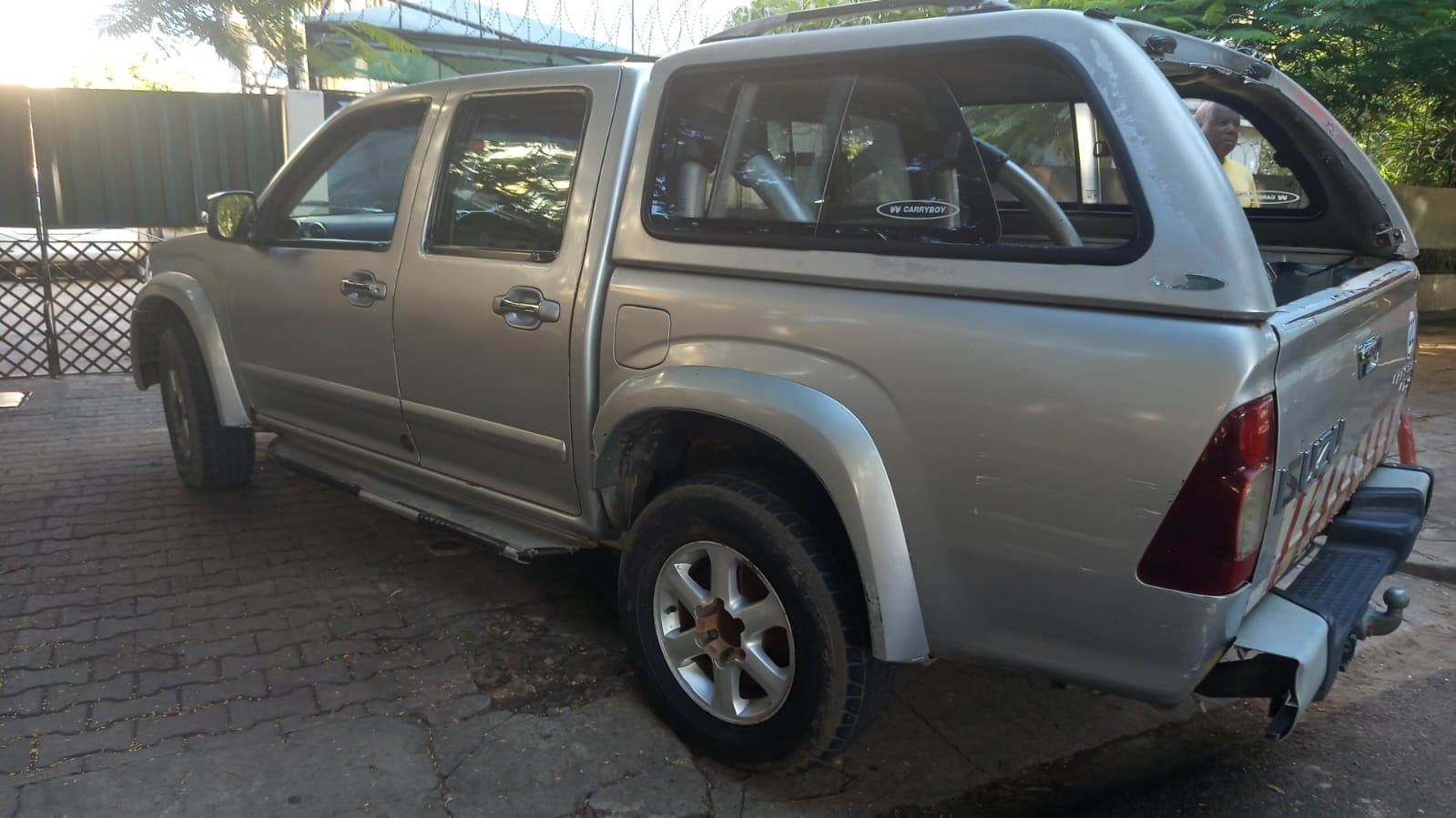 ISUZU/300kd 3.5m - 2010 — imagem 13
