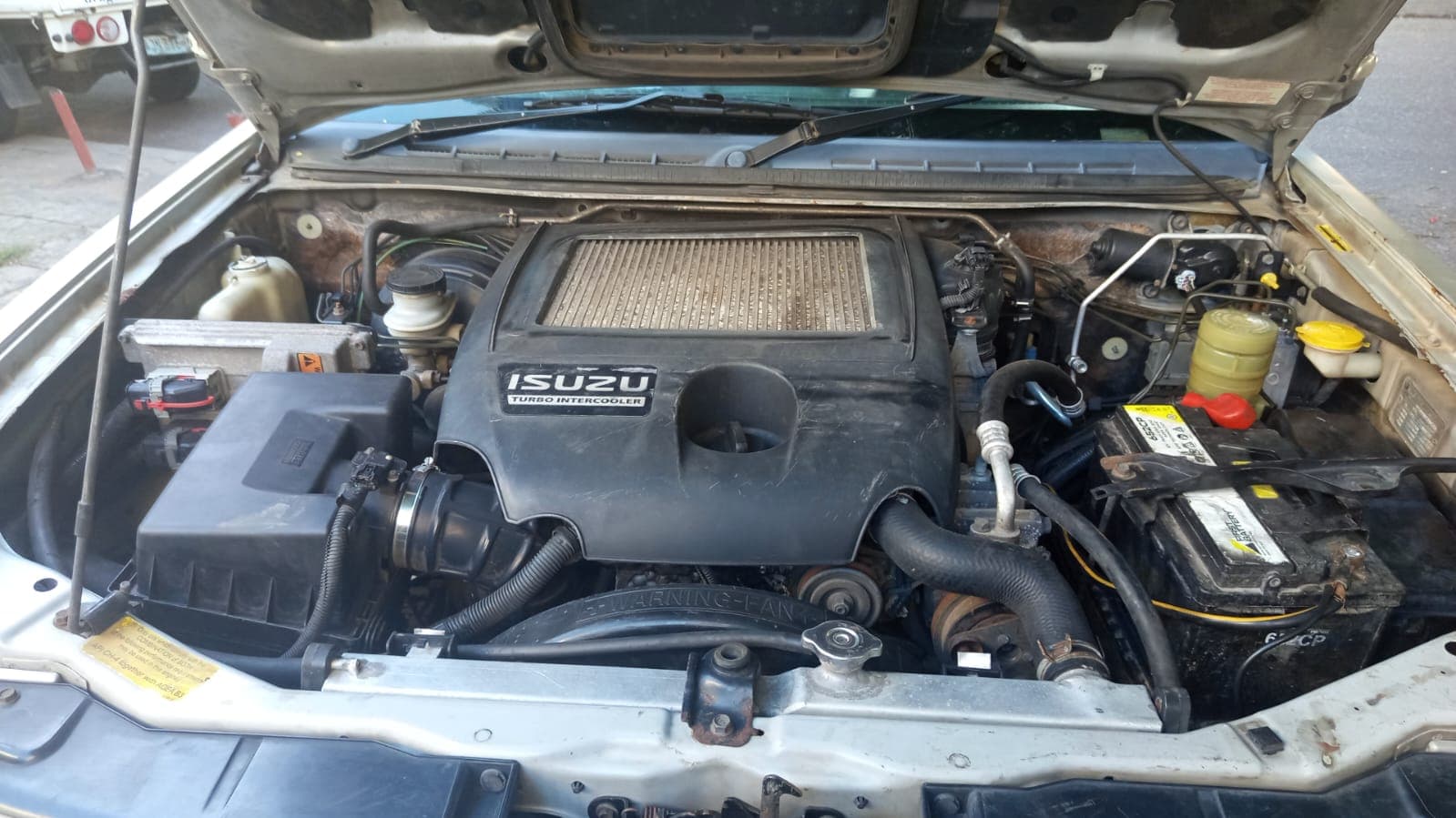 ISUZU/300kd 3.5m - 2010 — imagem 14