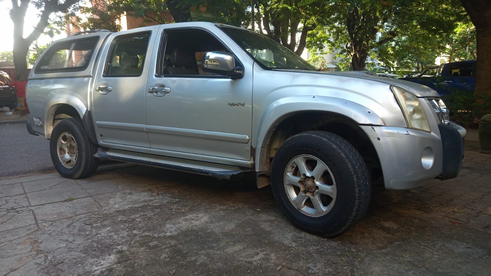 ISUZU/300kd 3.5m - 2010 — imagem 4