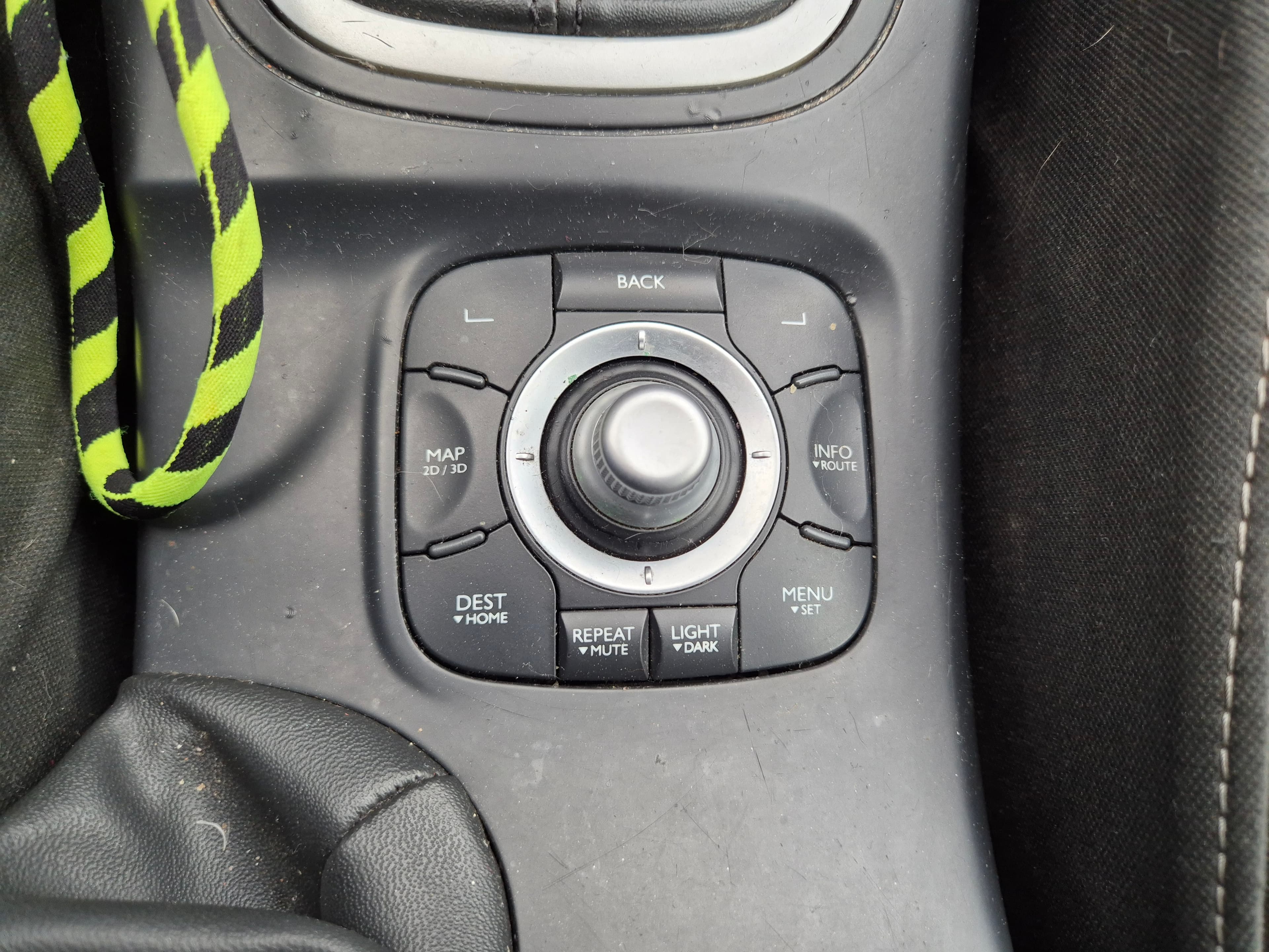 Renault Mégane · Ano 2011 — imagem 43