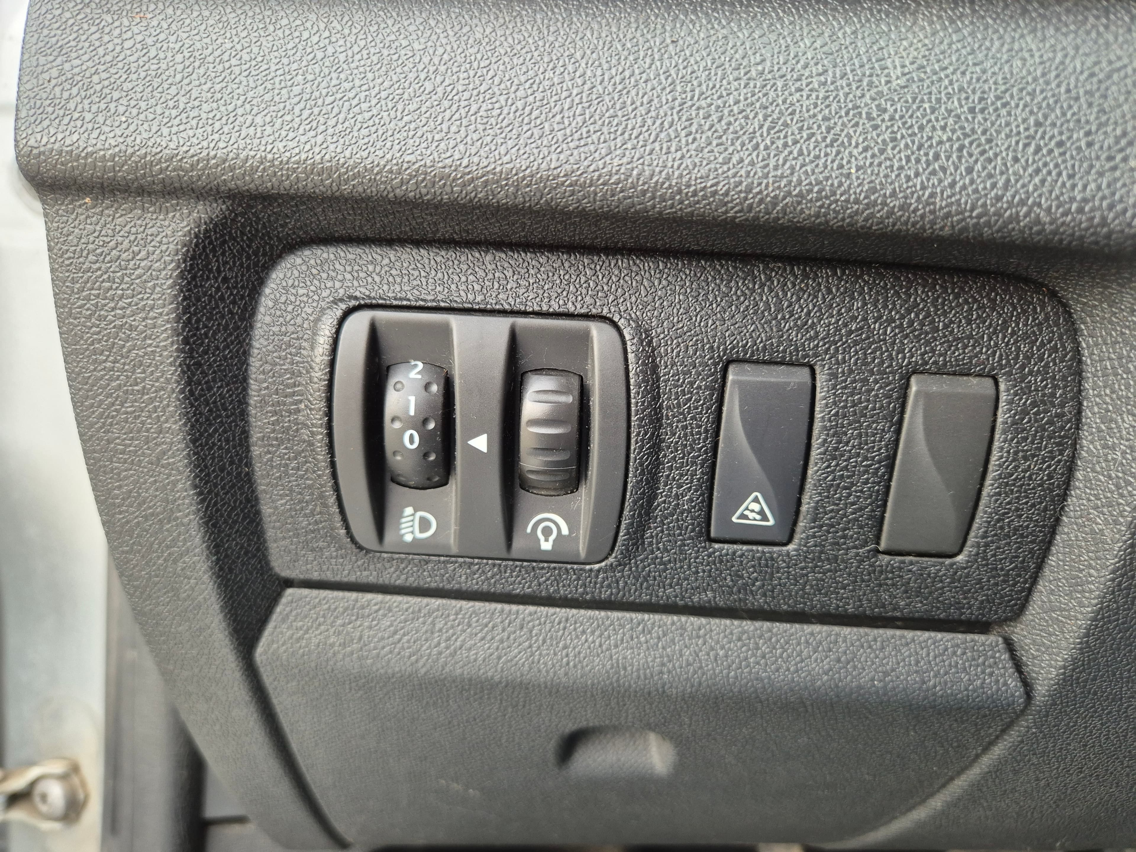 Renault Mégane · Ano 2011 — imagem 34
