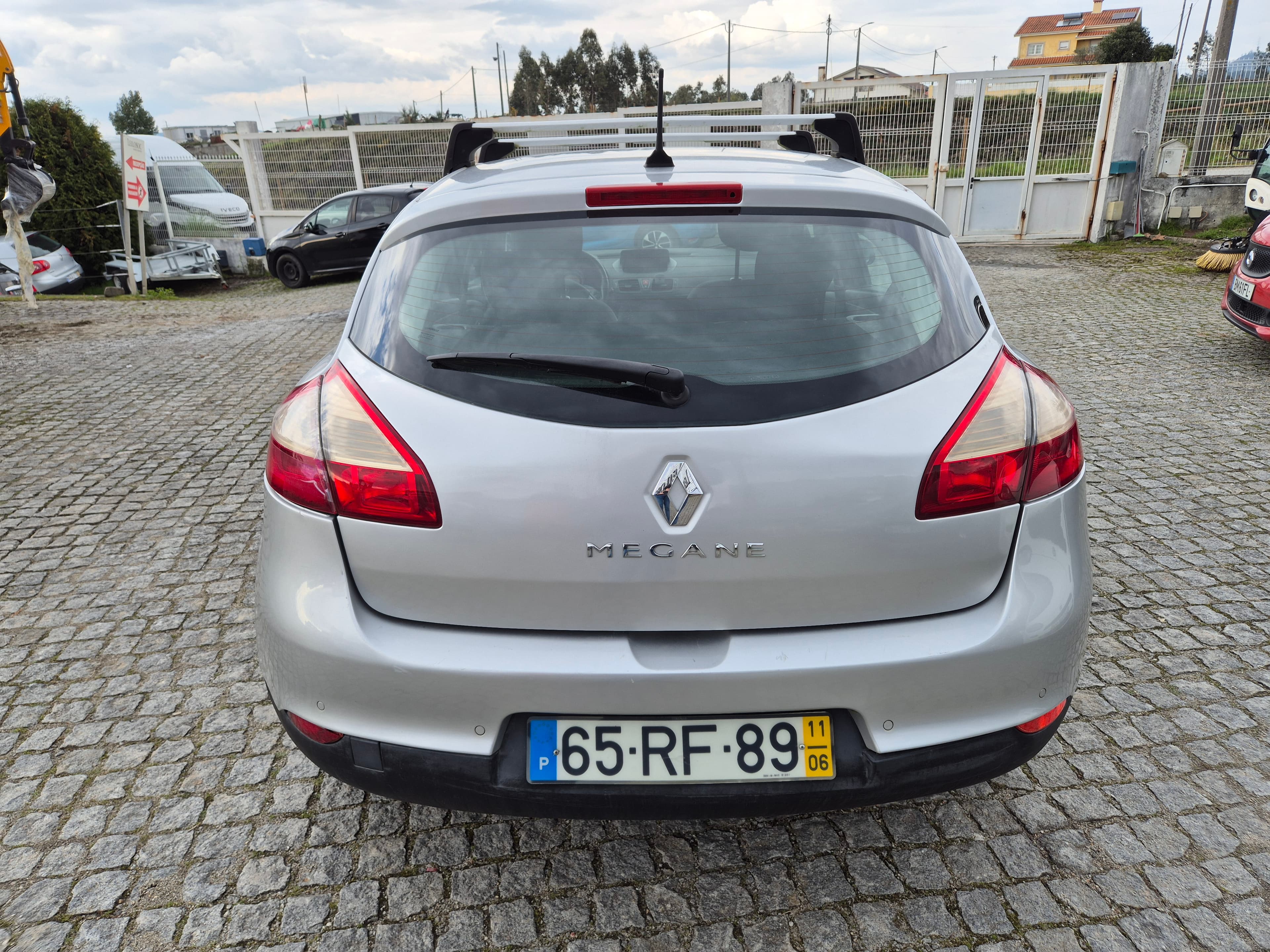 Renault Mégane · Ano 2011 — imagem 5