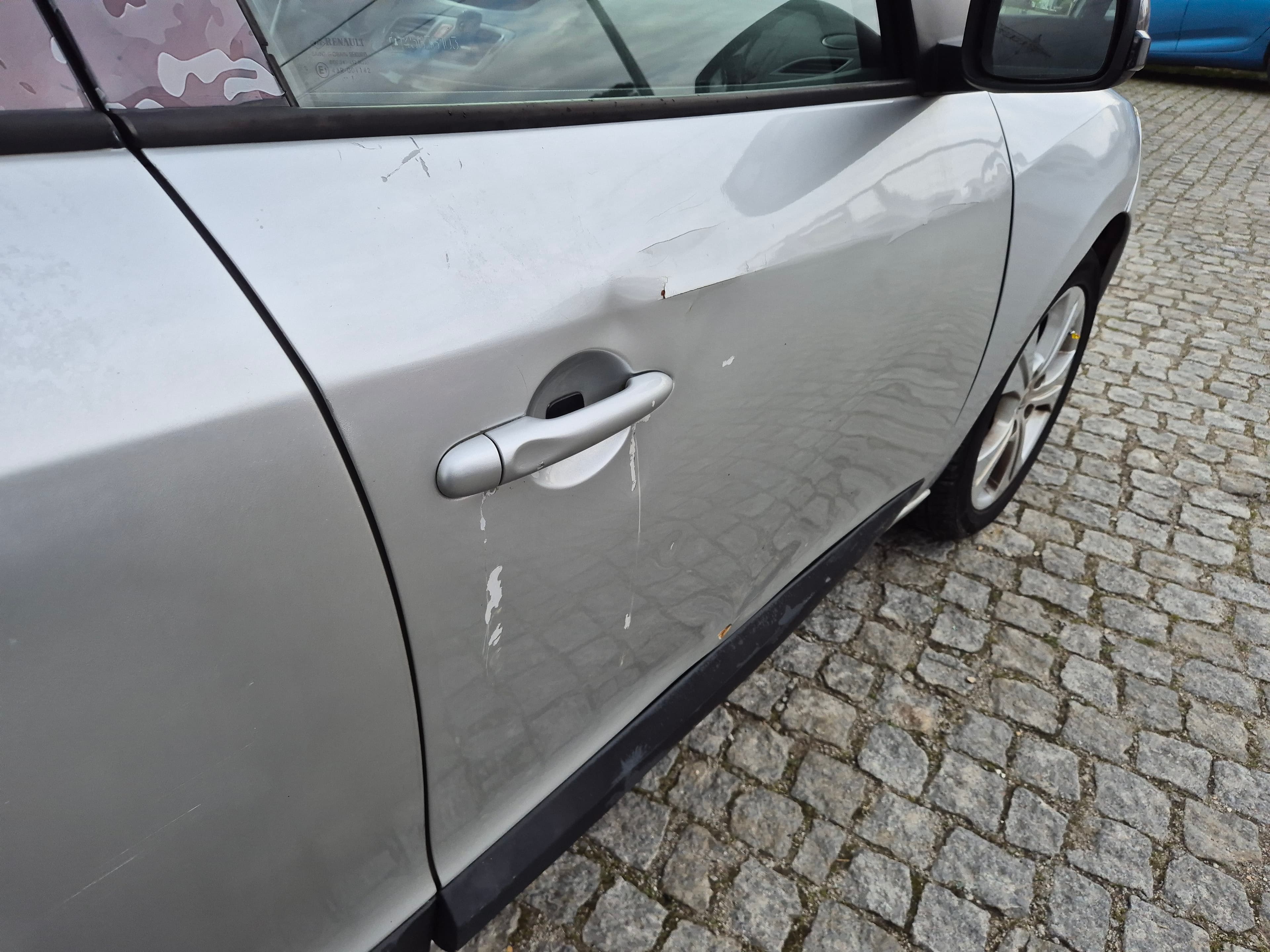 Renault Mégane · Ano 2011 — imagem 13