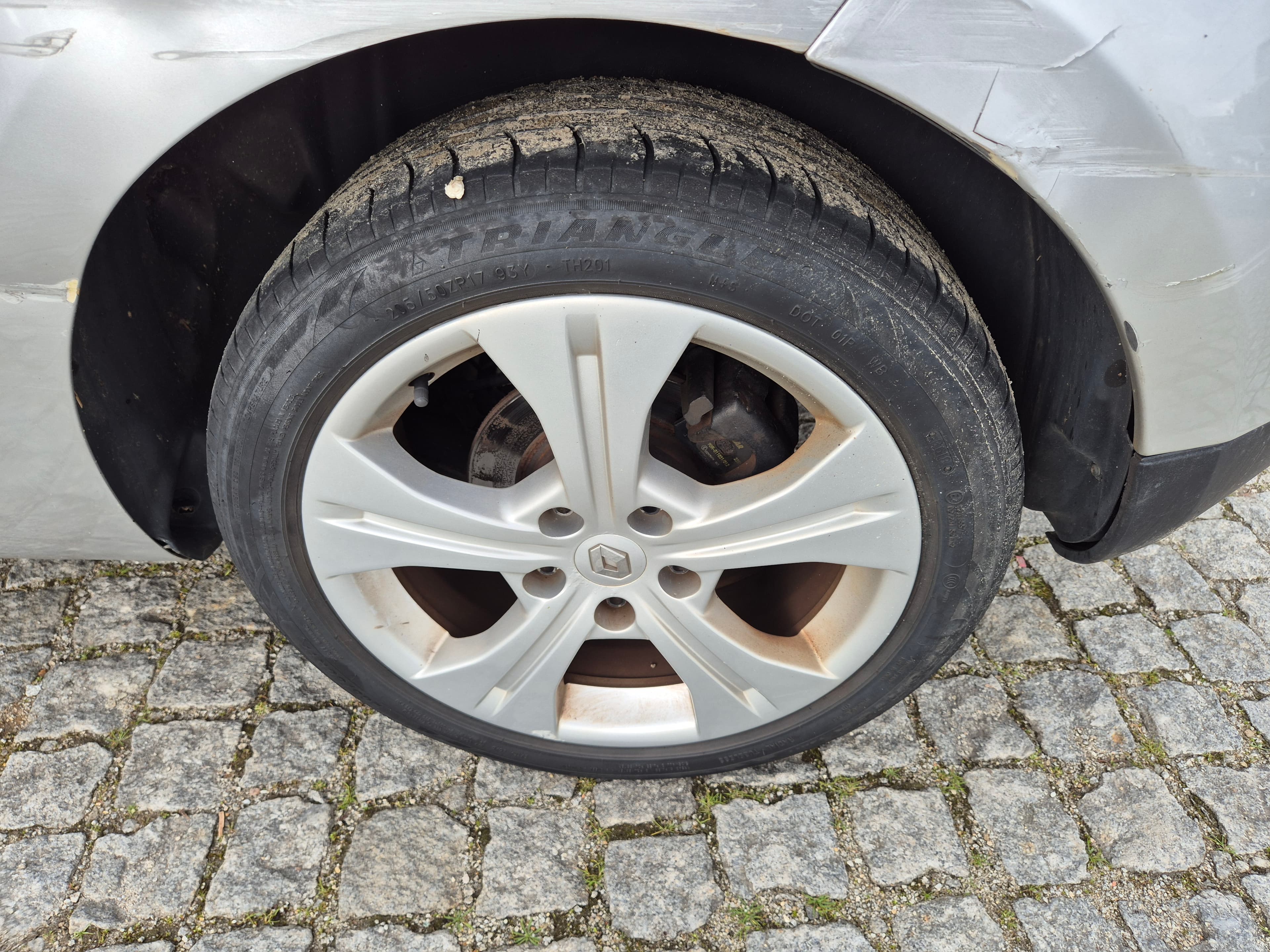 Renault Mégane · Ano 2011 — imagem 7