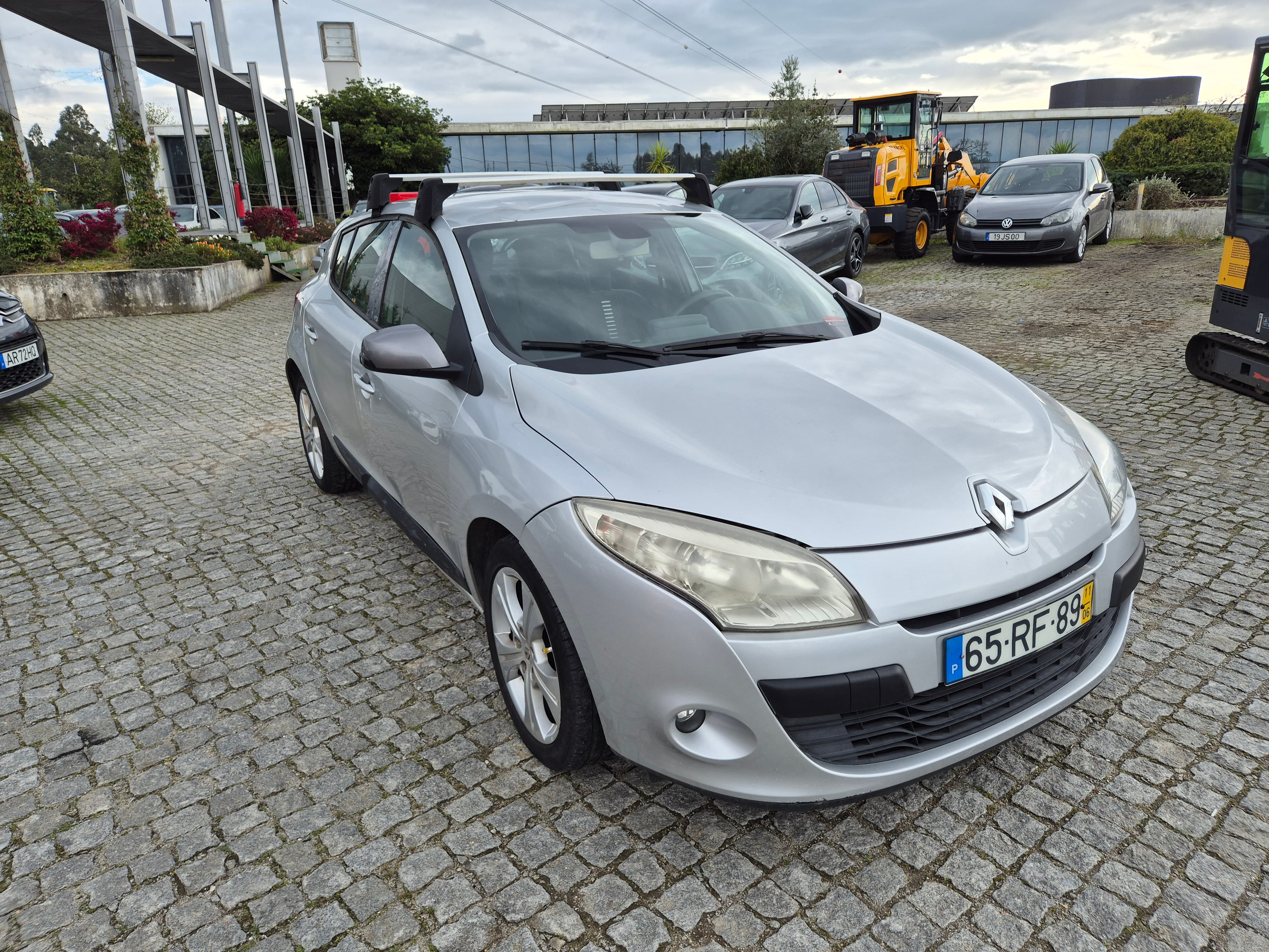 Renault Mégane · Ano 2011 — imagem 3