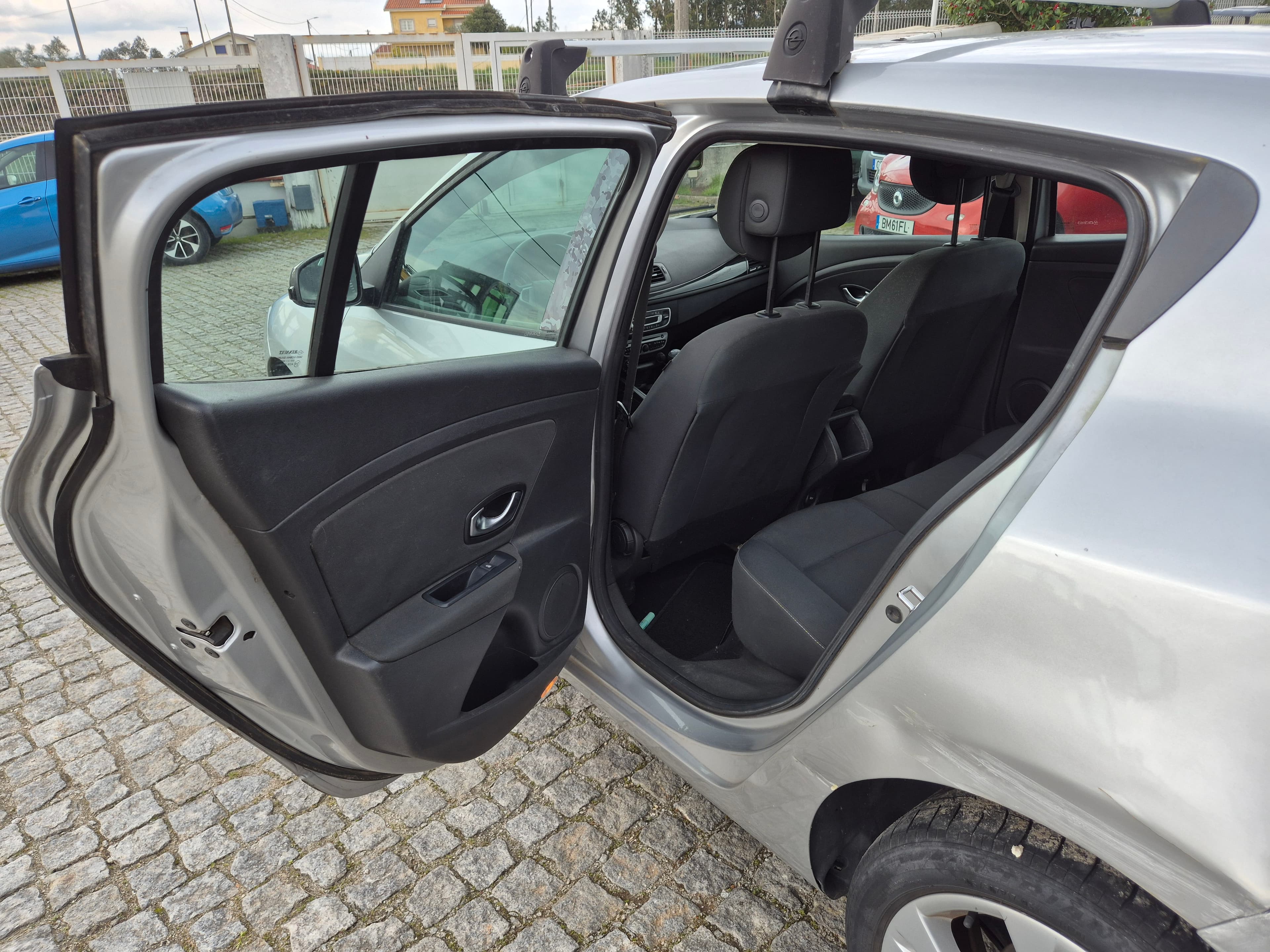 Renault Mégane · Ano 2011 — imagem 20