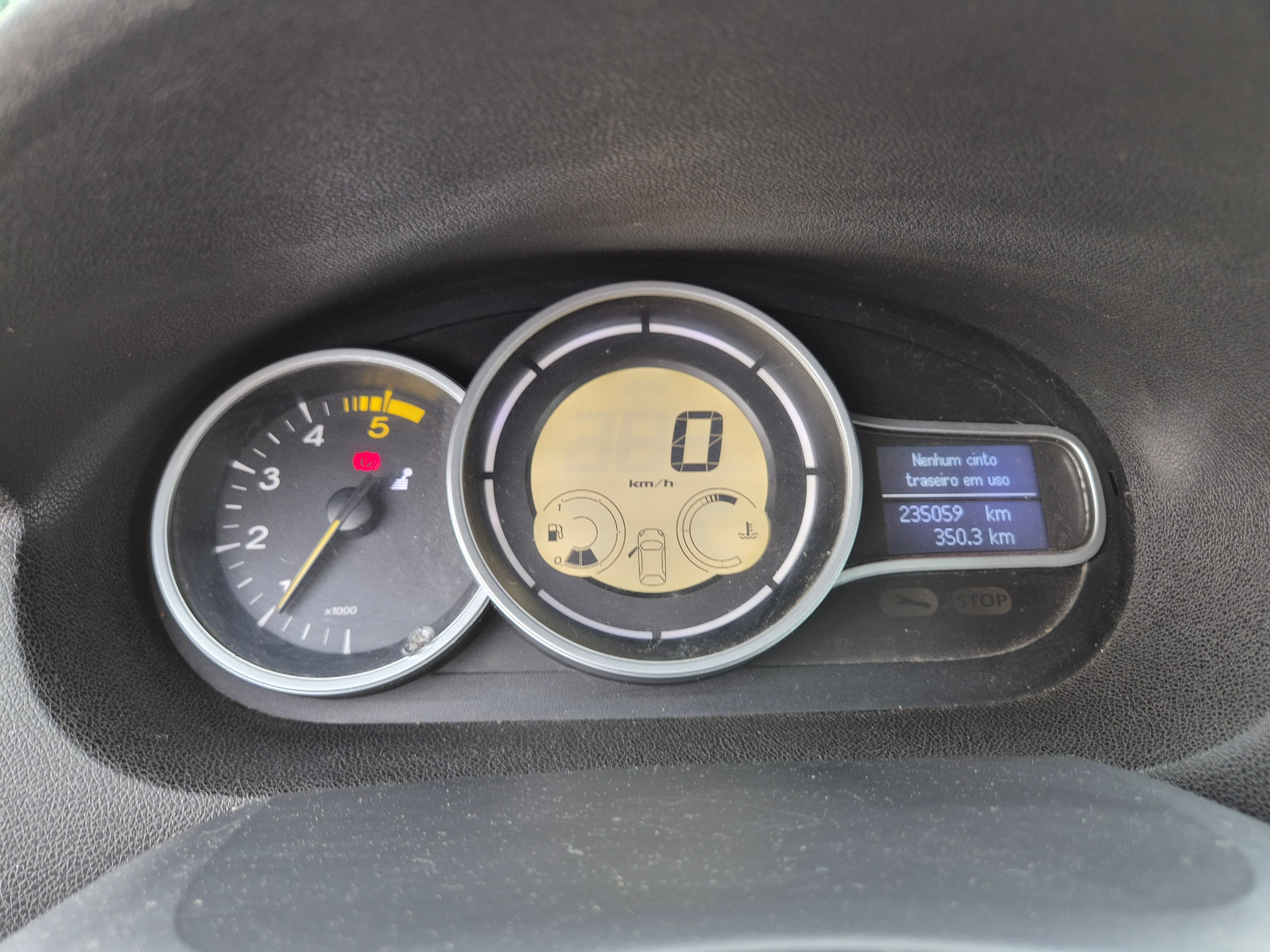 Renault Mégane · Ano 2011 — imagem 40