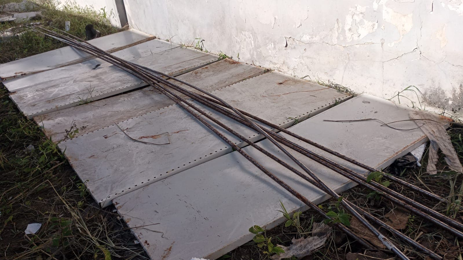 Contentor de 40 Pés com diversos materiais — imagem 20