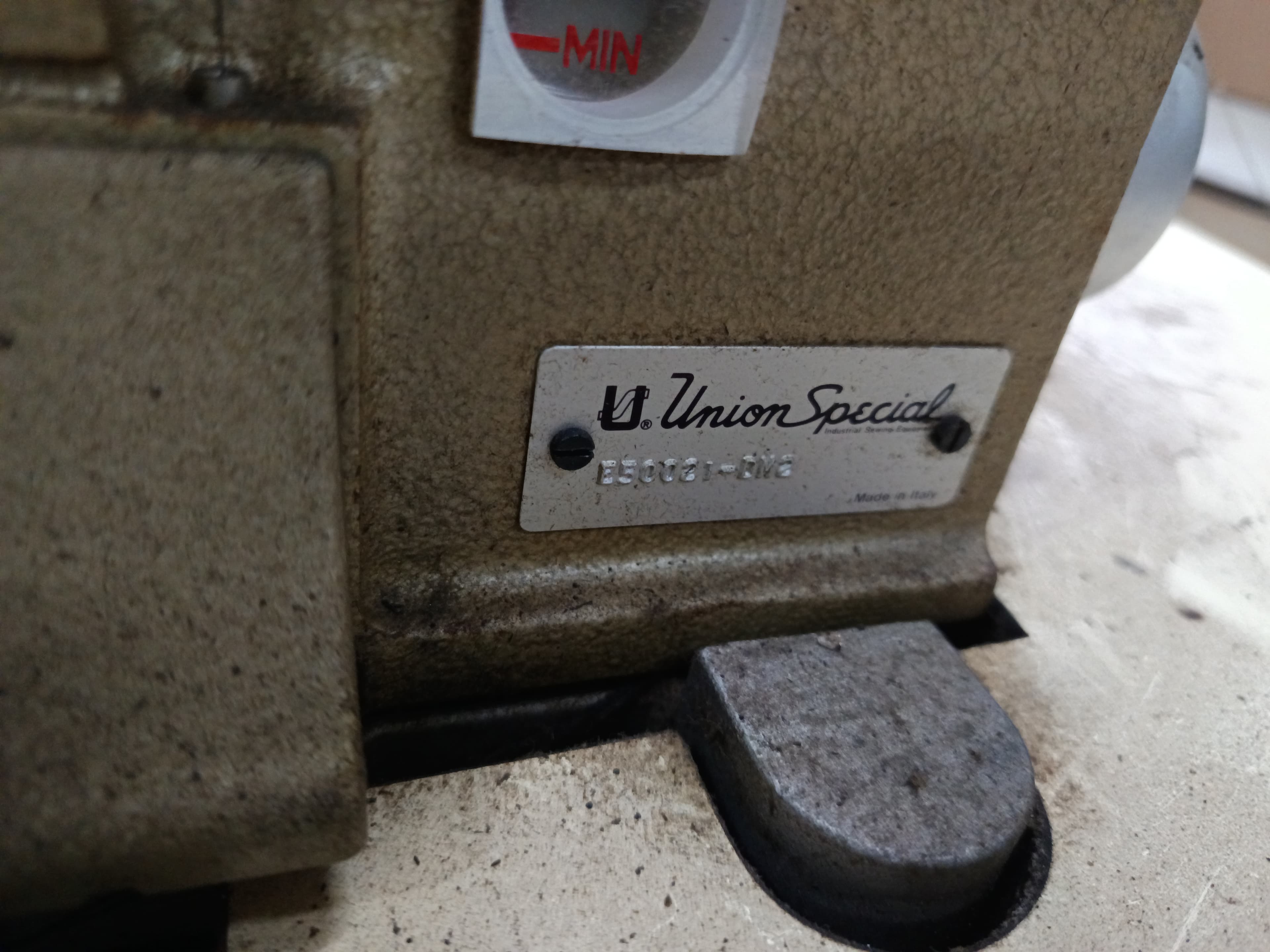 Máquina de Corte e Cose Union Special — imagem 5
