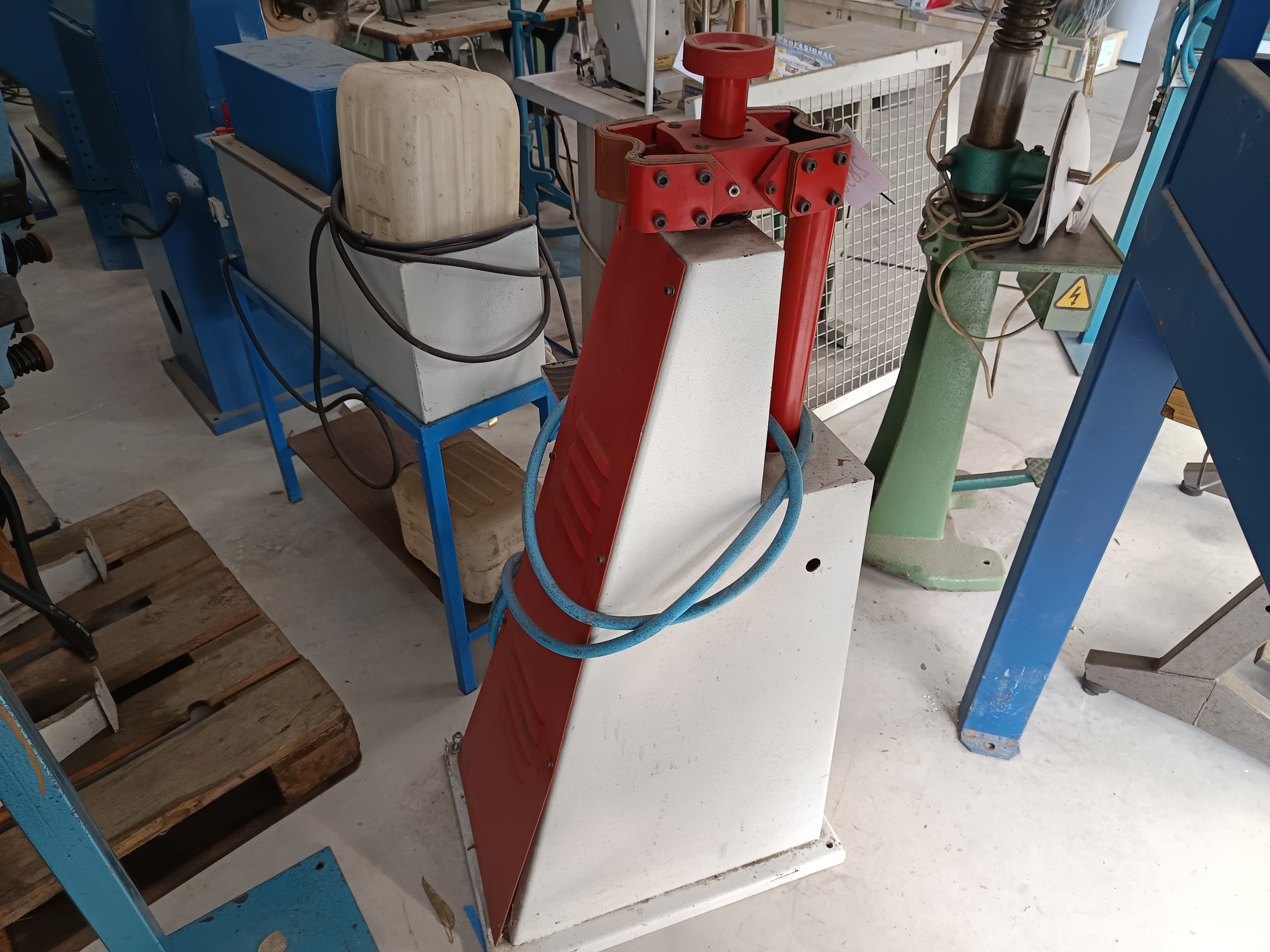 Máquina para Calçado Sogorbmac — imagem 5