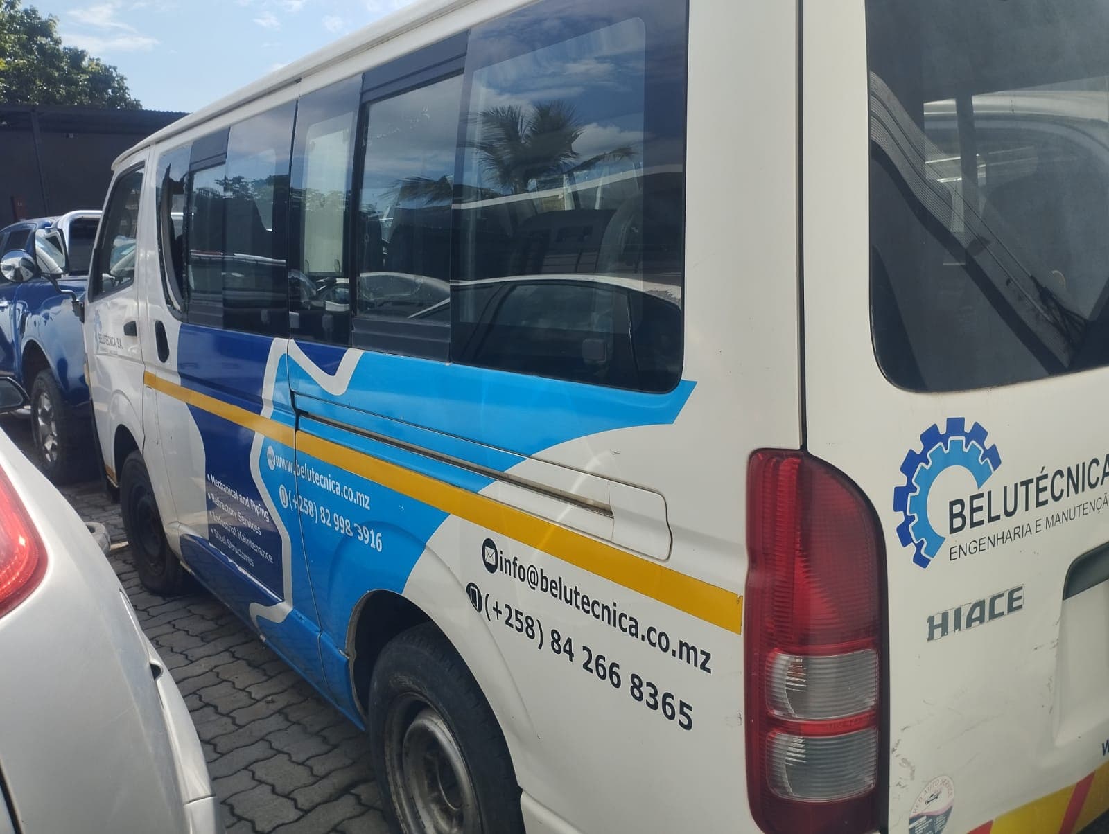 Toyota/HiAce Quantum — image 3