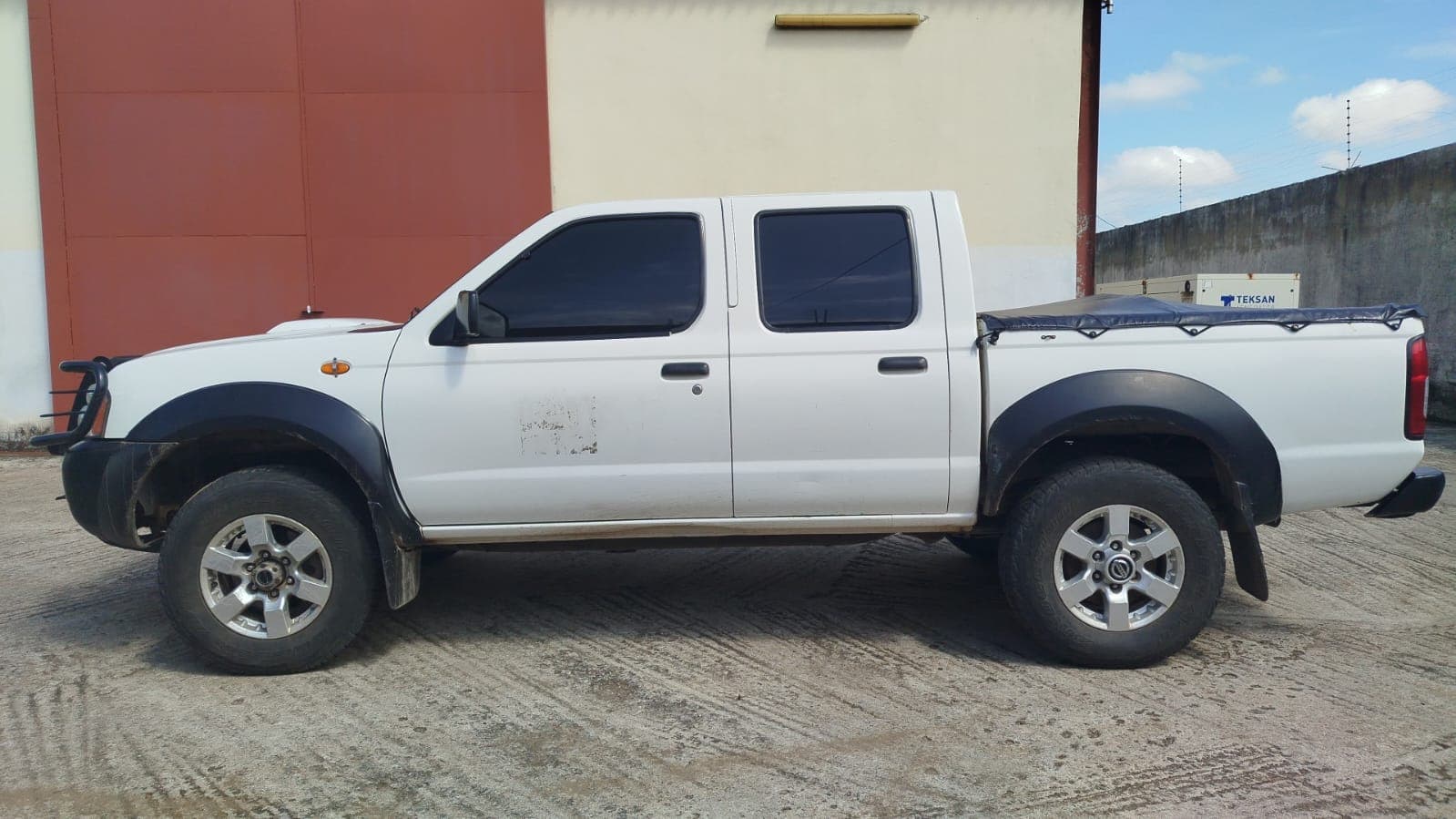 Nissan Hardbody_2,95m - 2017 — imagem 6