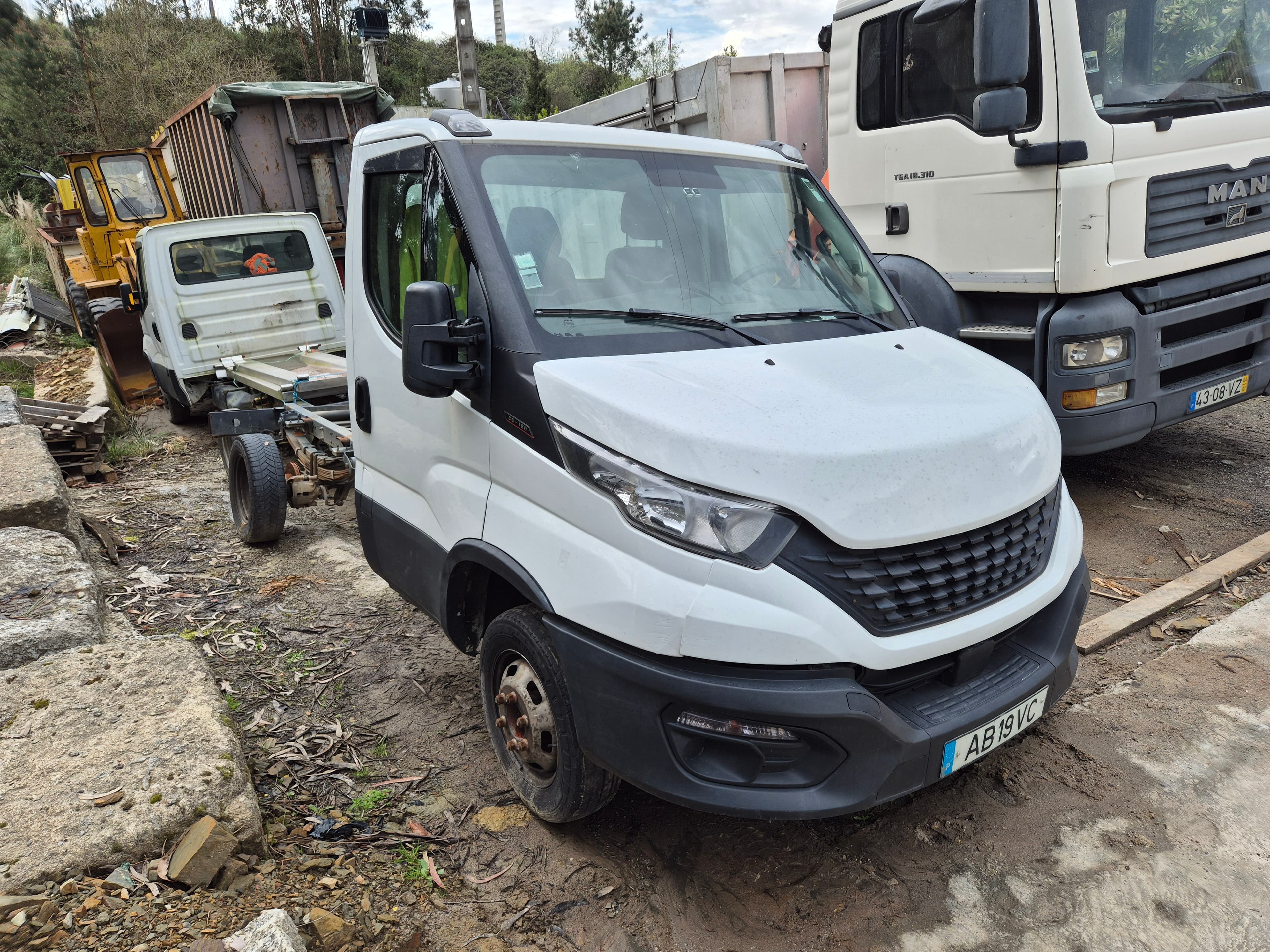 Iveco 35 160 · Ano 2020 — image 3