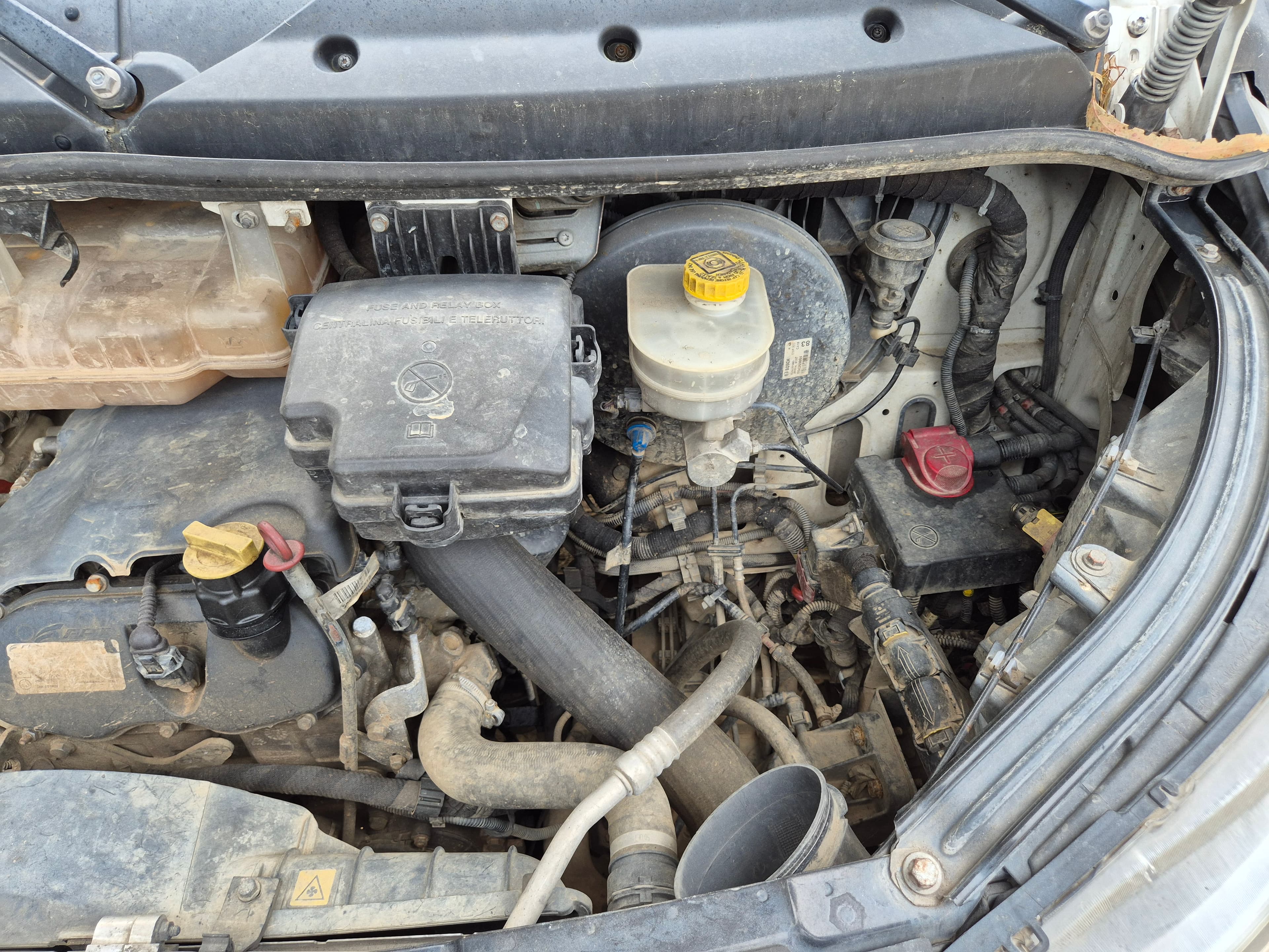 Iveco 35 160 · Ano 2020 — image 15