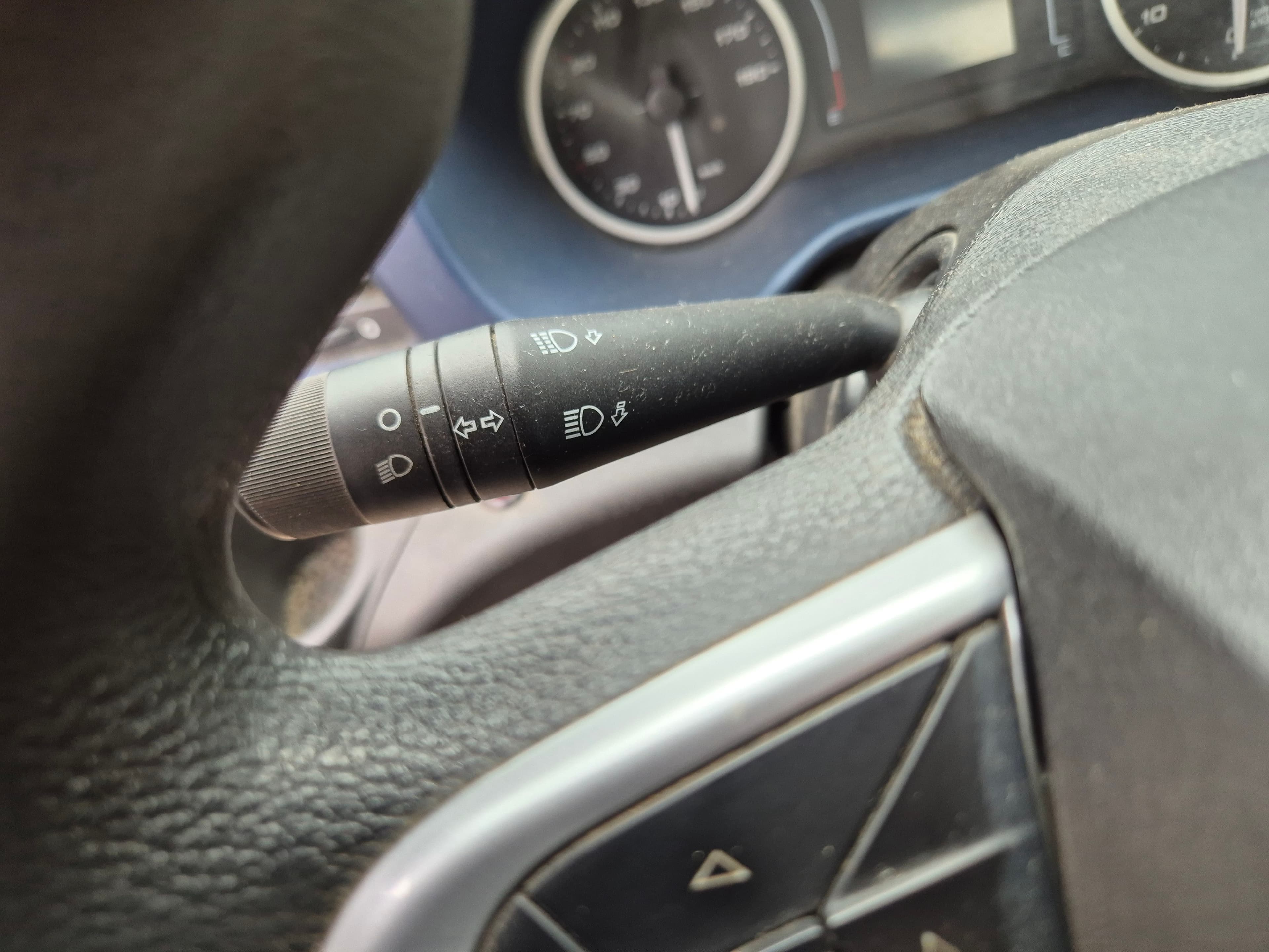 Iveco 35 160 · Ano 2020 — image 31