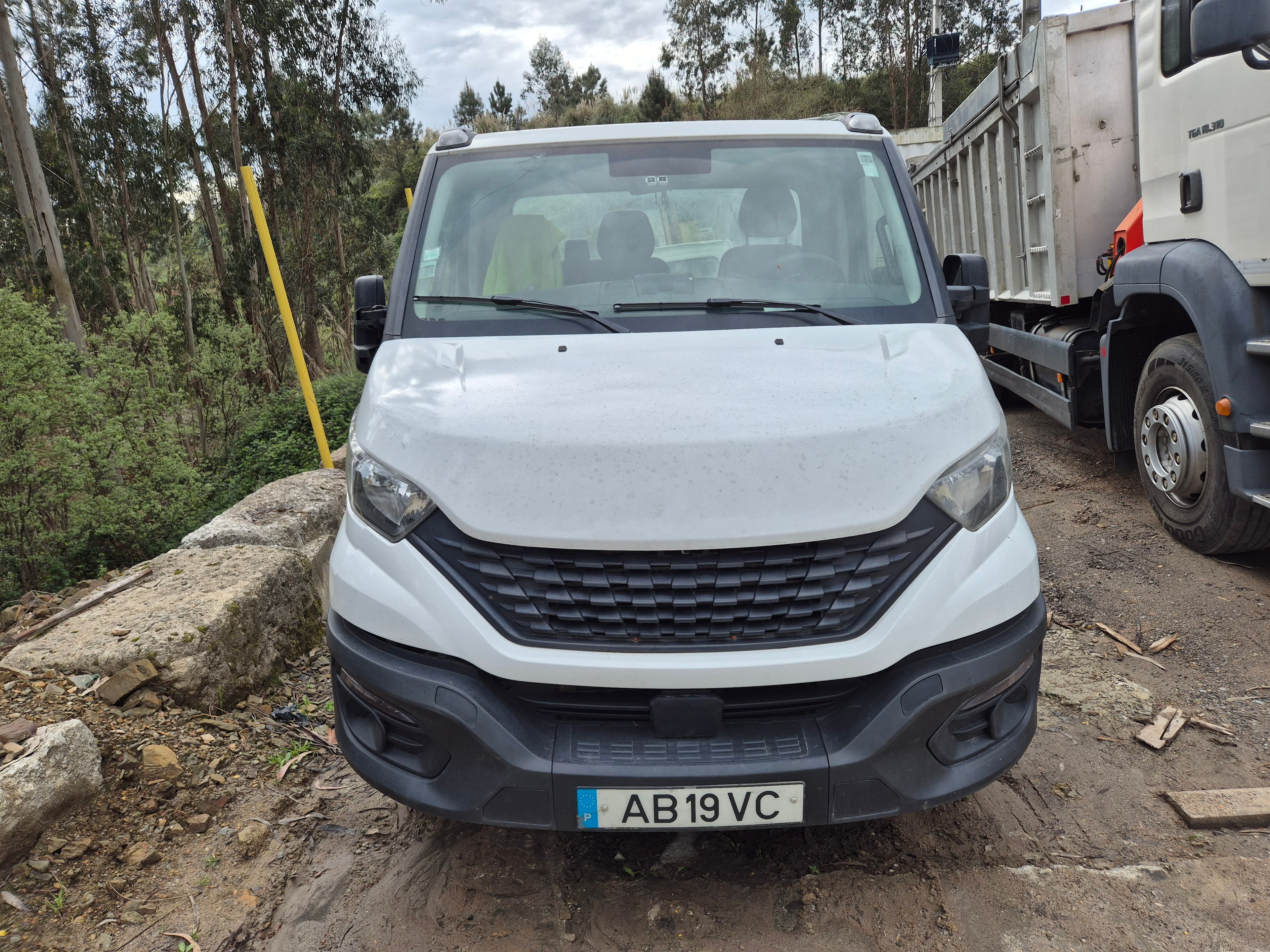 Iveco 35 160 · Ano 2020 — image 2