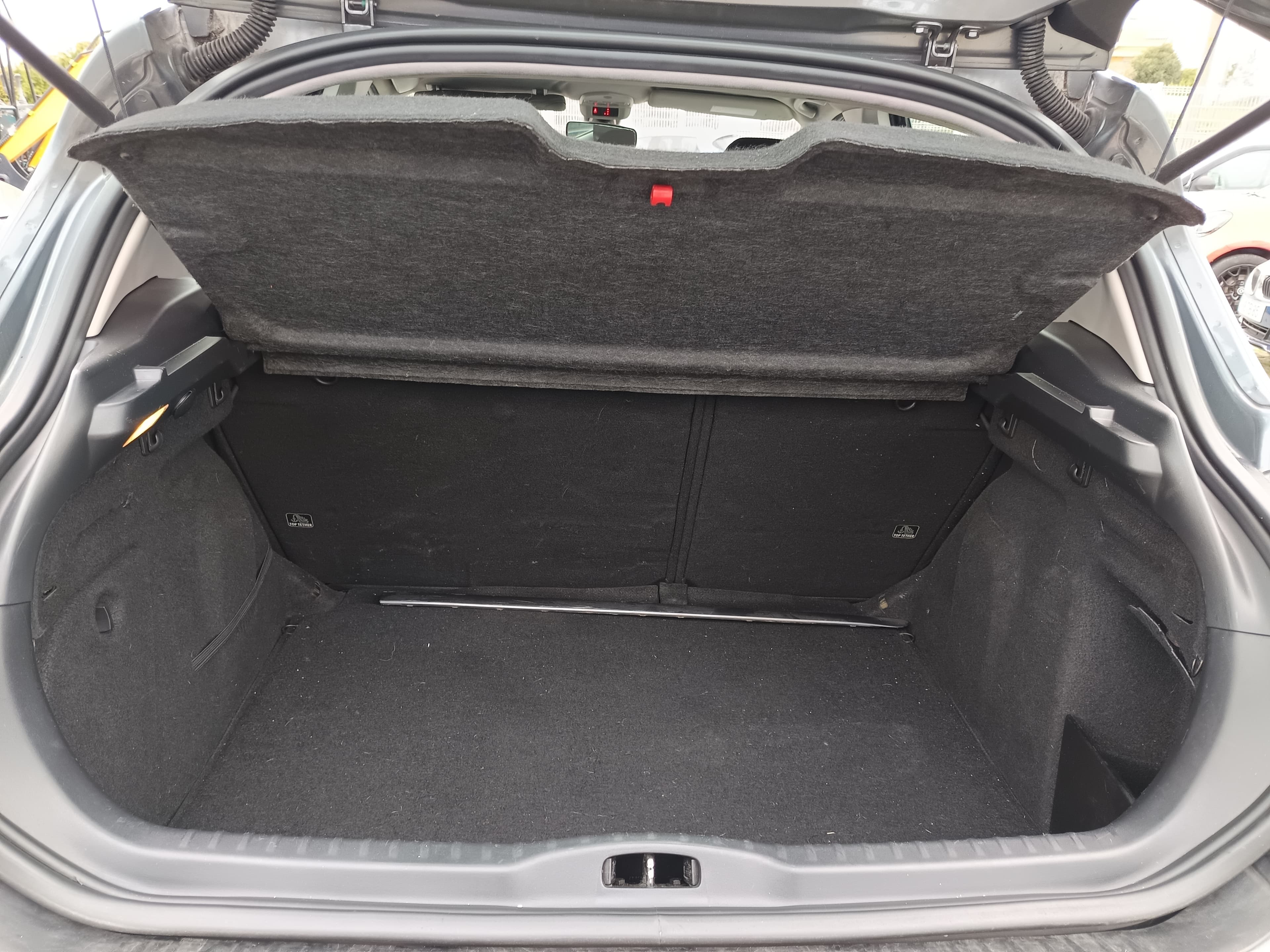 Peugeot 307 · Ano 2008 — image 22