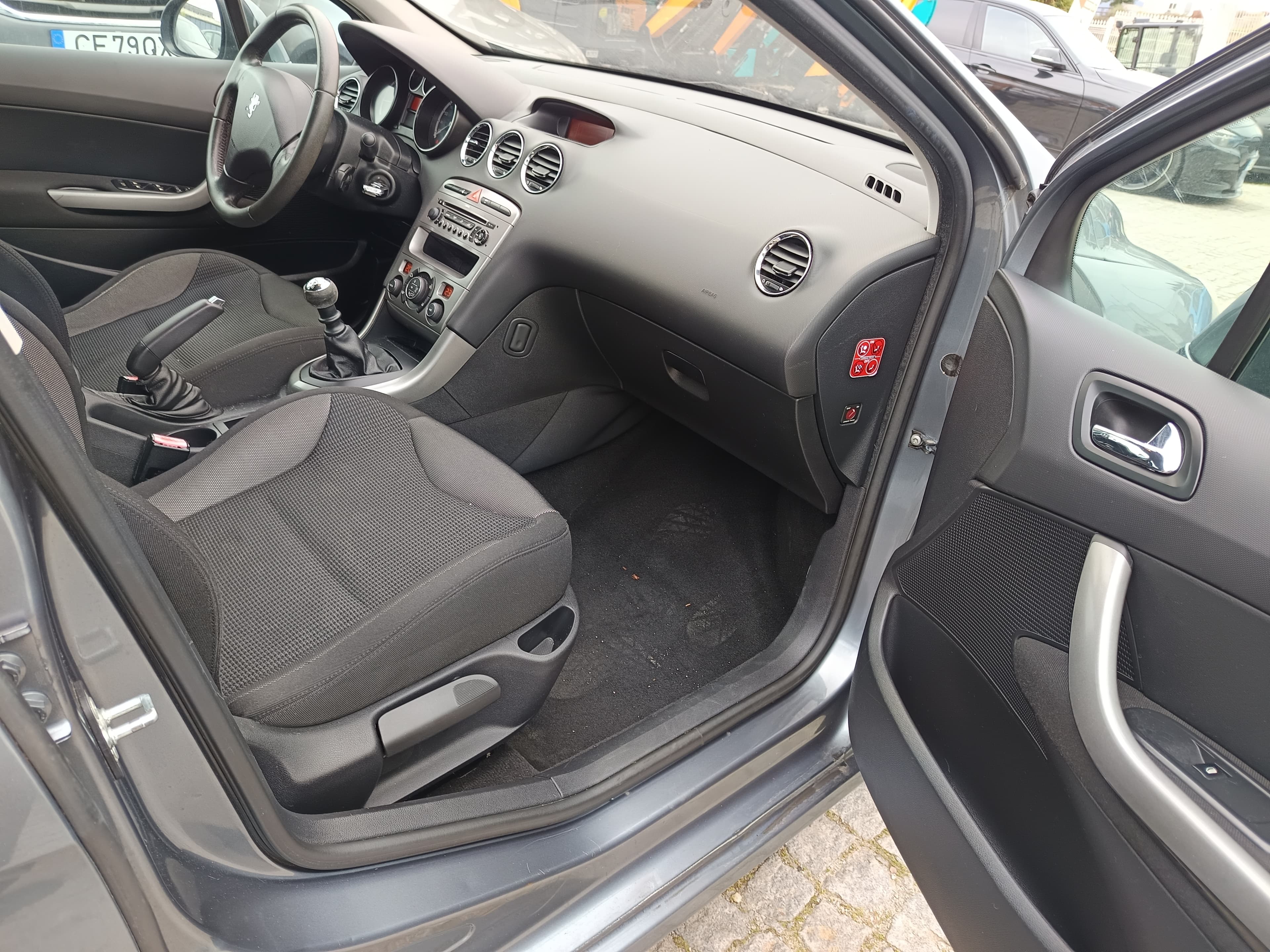 Peugeot 307 · Ano 2008 — image 27