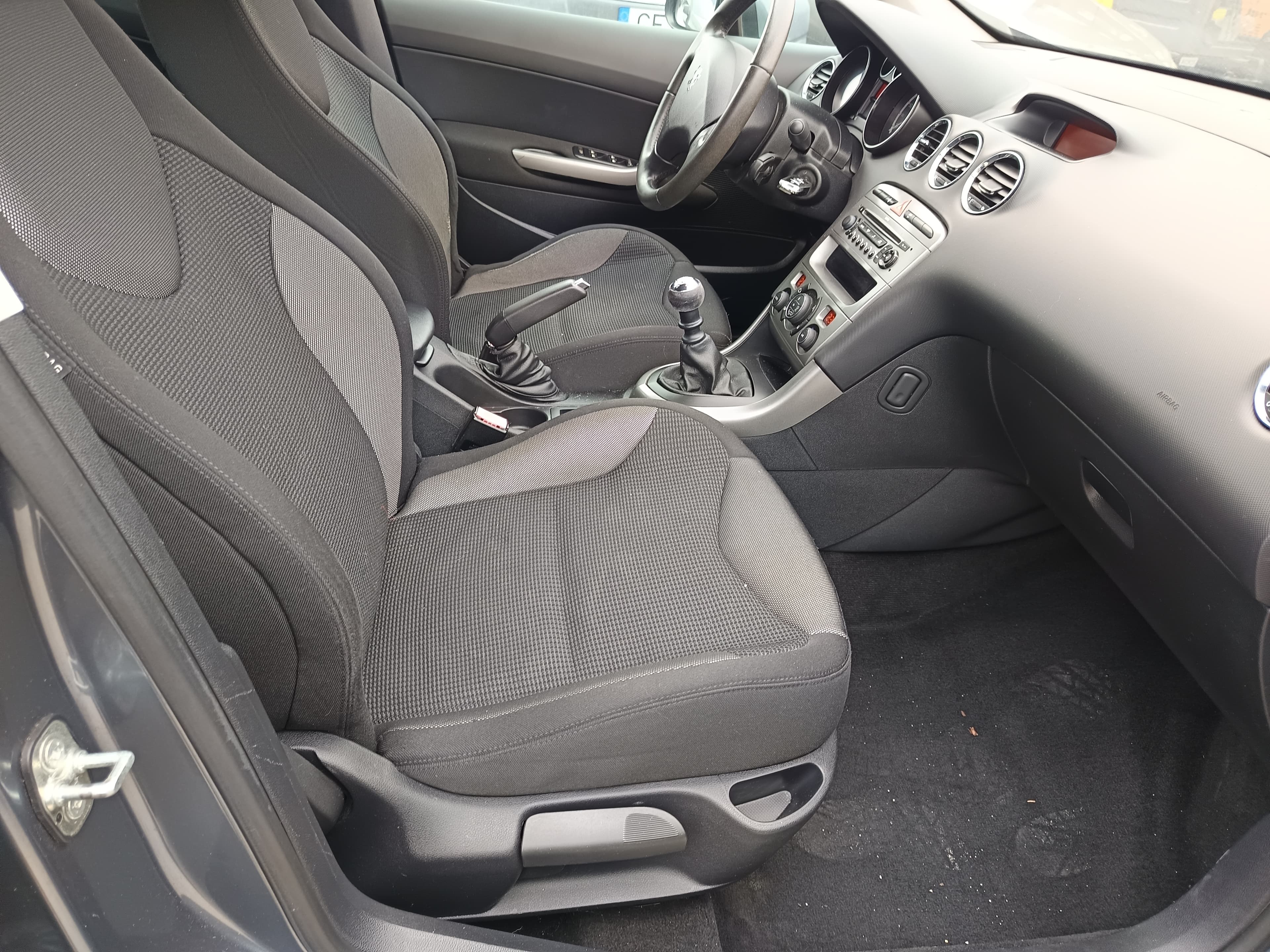 Peugeot 307 · Ano 2008 — image 29