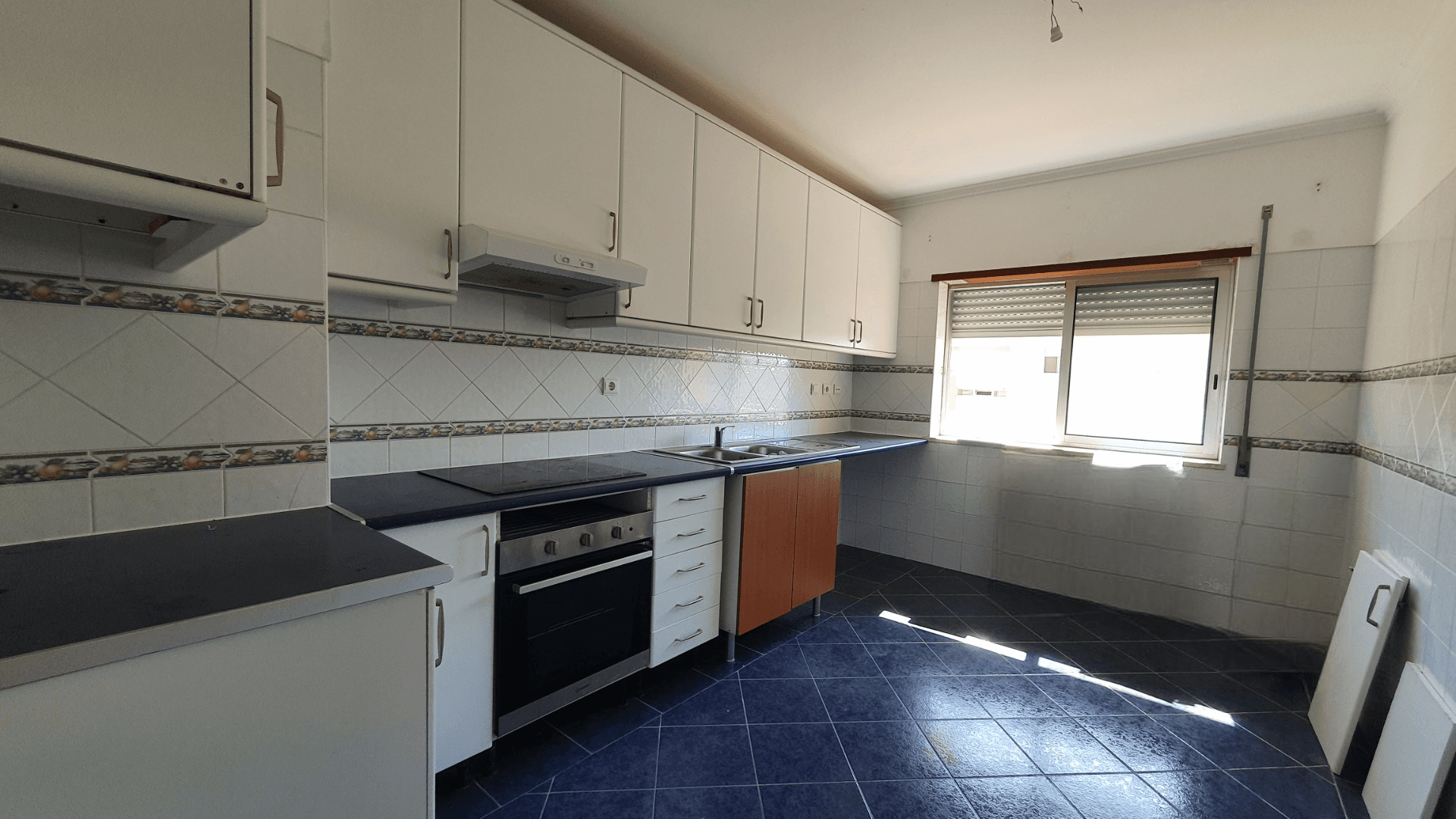 Apartamento T2 · Barreiro, Setubal — image 10