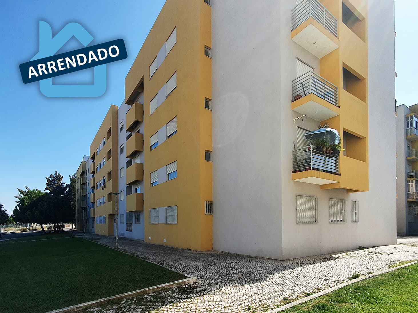 Apartamento T2 · Barreiro, Setubal — image 1