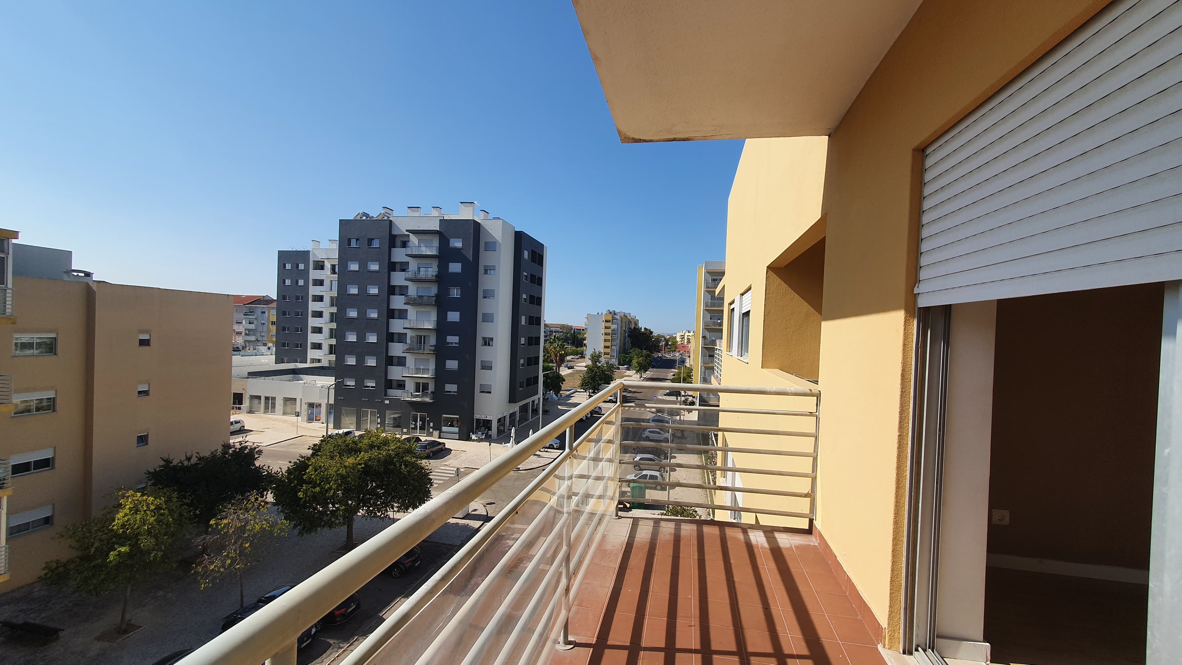 Apartamento T2 · Barreiro, Setubal — image 23