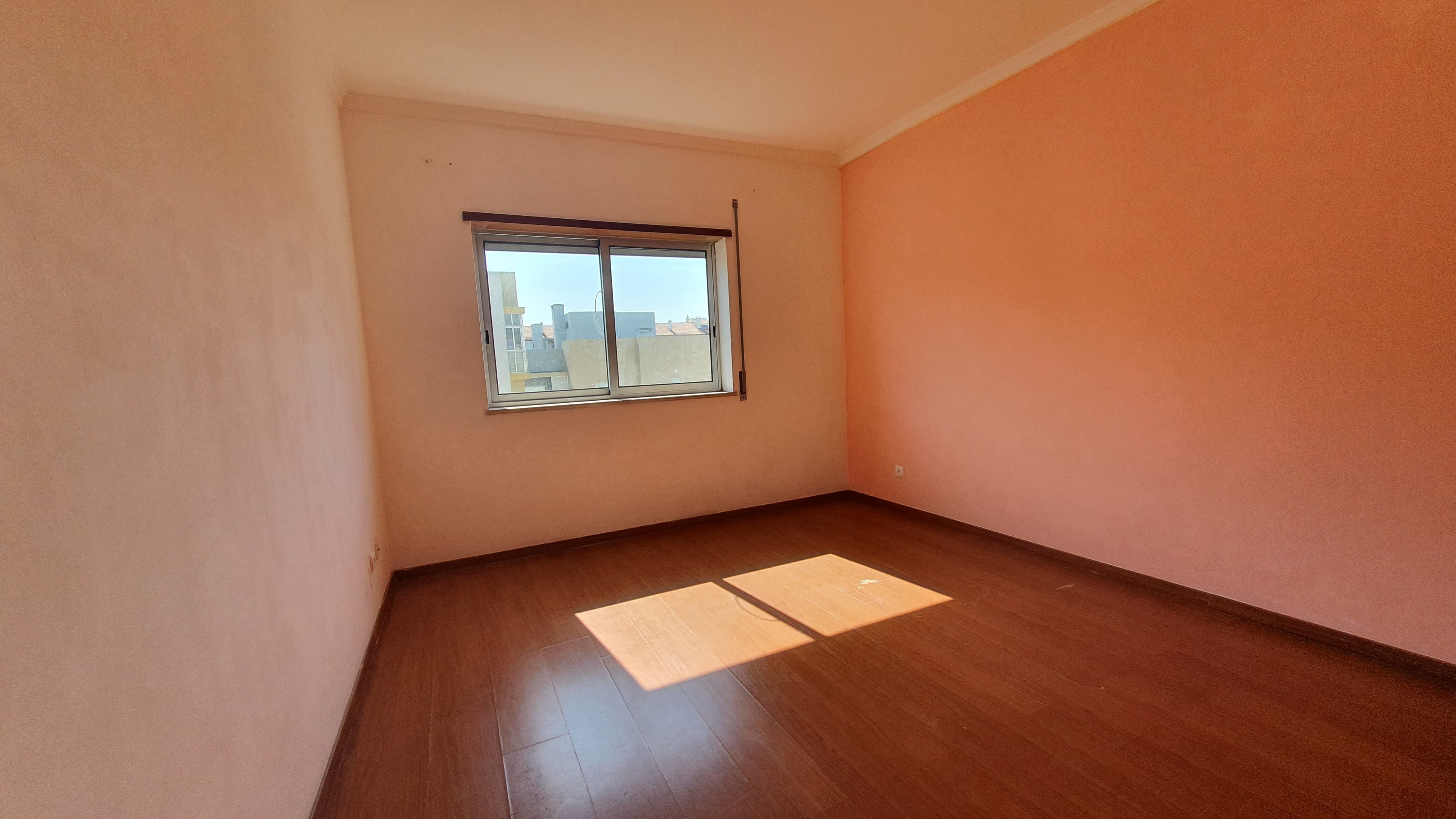 Apartamento T2 · Barreiro, Setubal — image 17