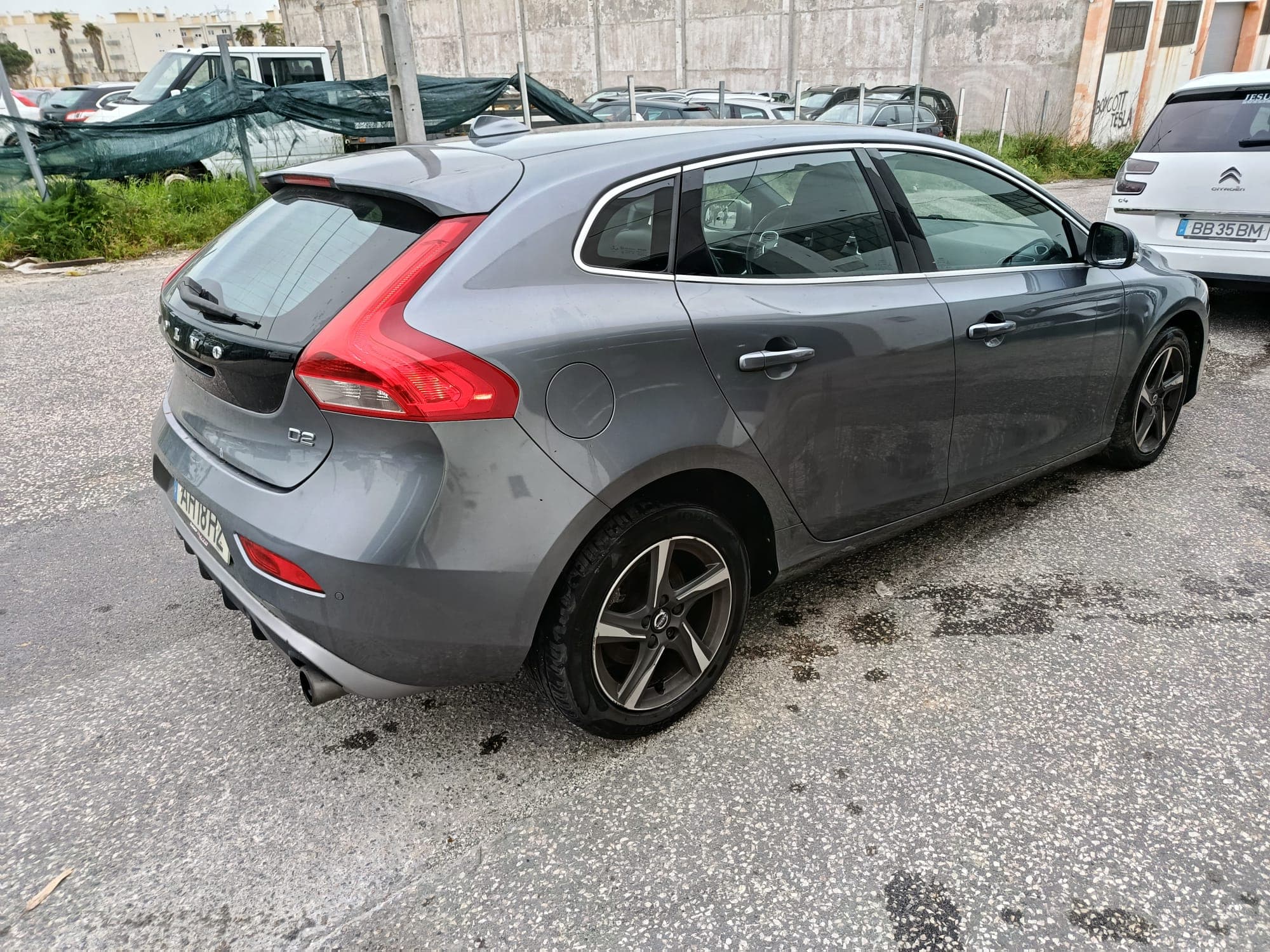 Volvo V40 · Ano 2015 — imagem 5